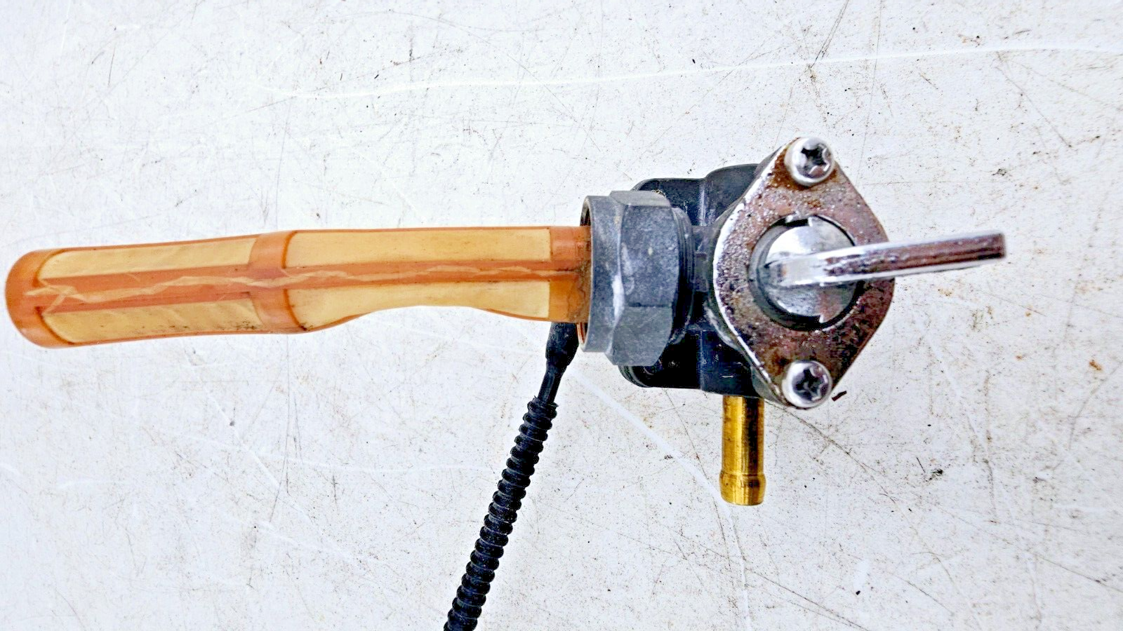 1997 HARLEY SOFTAIL Gas Fuel Tank OEM Petcock Valve