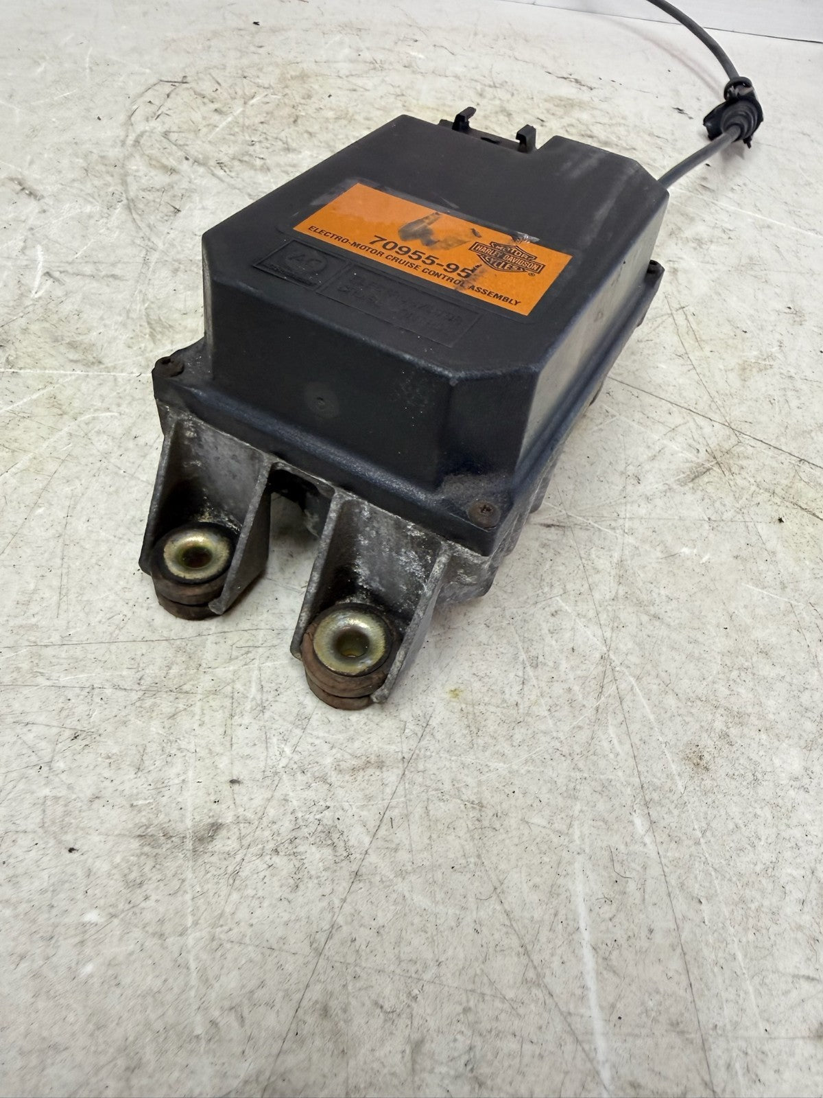1995 HARLEY FLH ELECTRA GLIDE OEM Cruise Control Actuator & Cable 70955-95