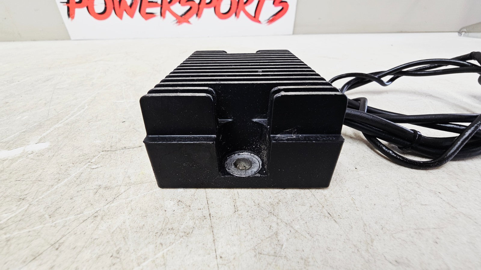 1993 HARLEY SOFTAIL OEM Voltage Regulator Rectifier