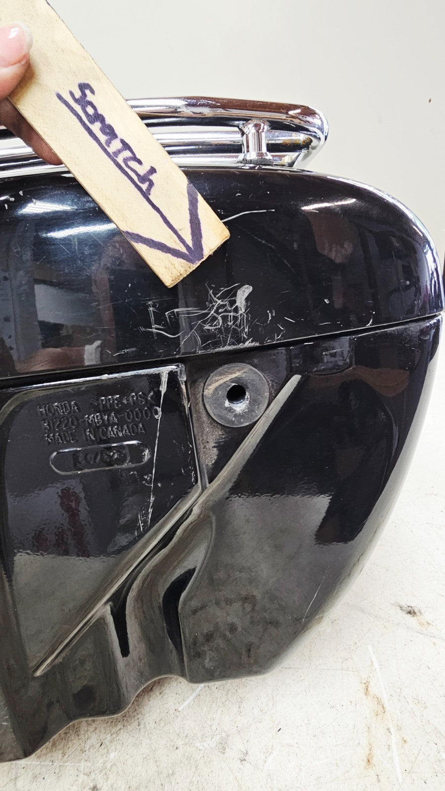 2000 HONDA VALKYRIE INTERSTATE Left Saddlebag Hard Side w/ Lid & Luggage Case