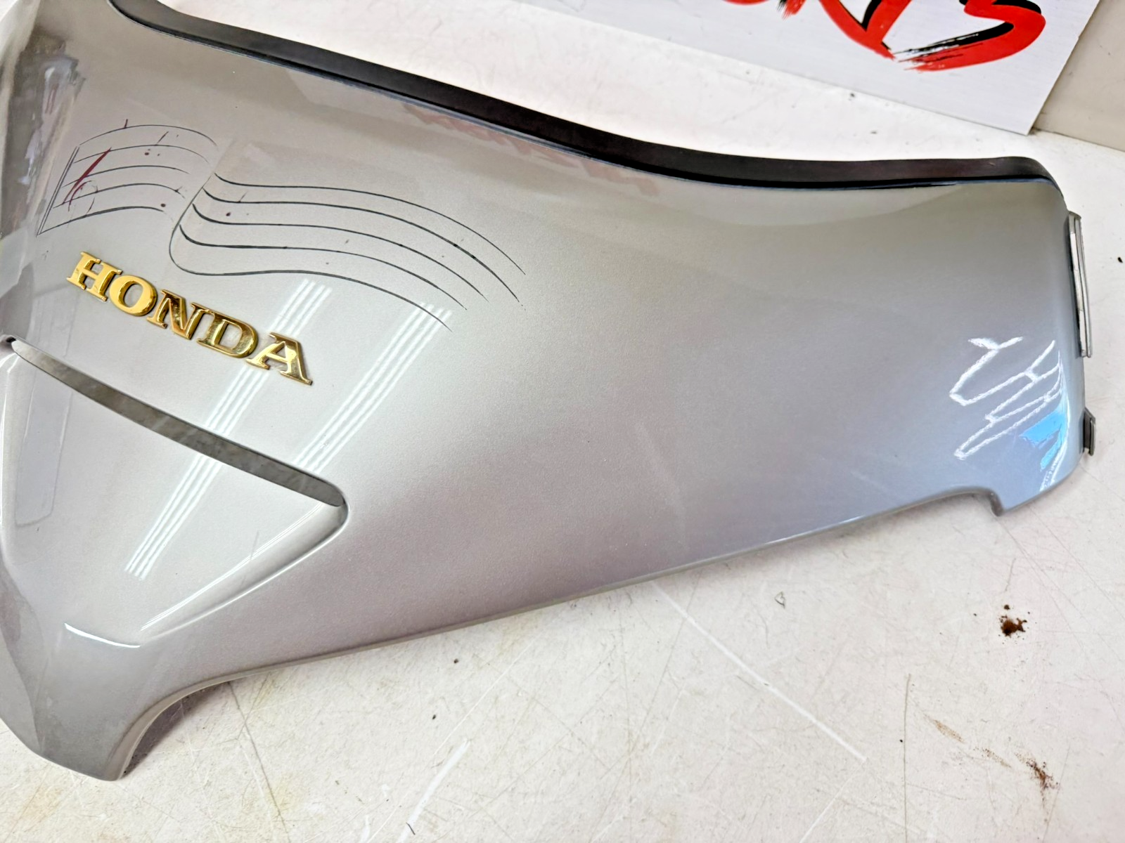 2002 Honda Goldwing GL1800 Upper Front Nose Fairing Cowl Cover Body Panel