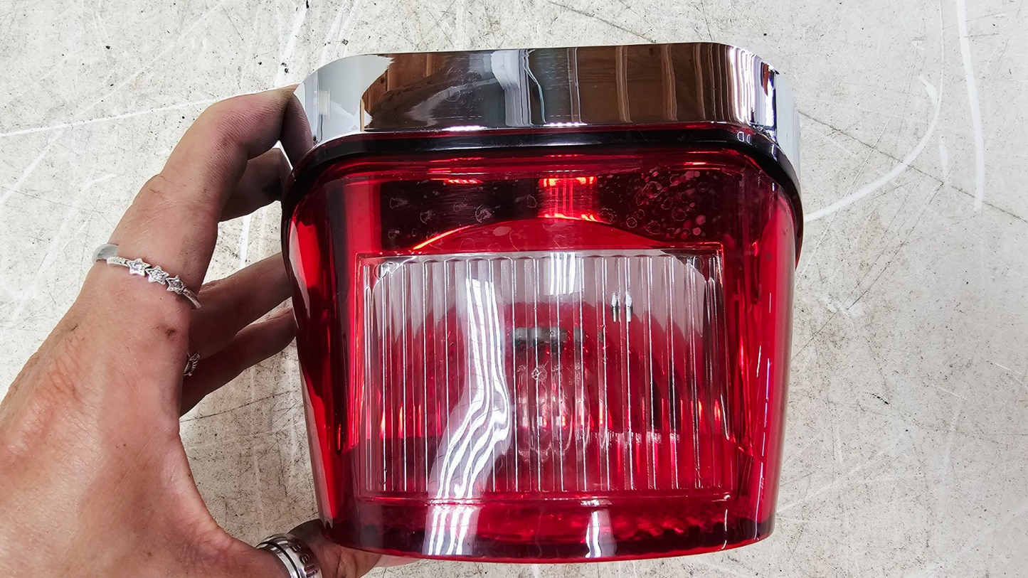 2002 HARLEY SOFTAIL Rear Back Tail Brake Light Lamp