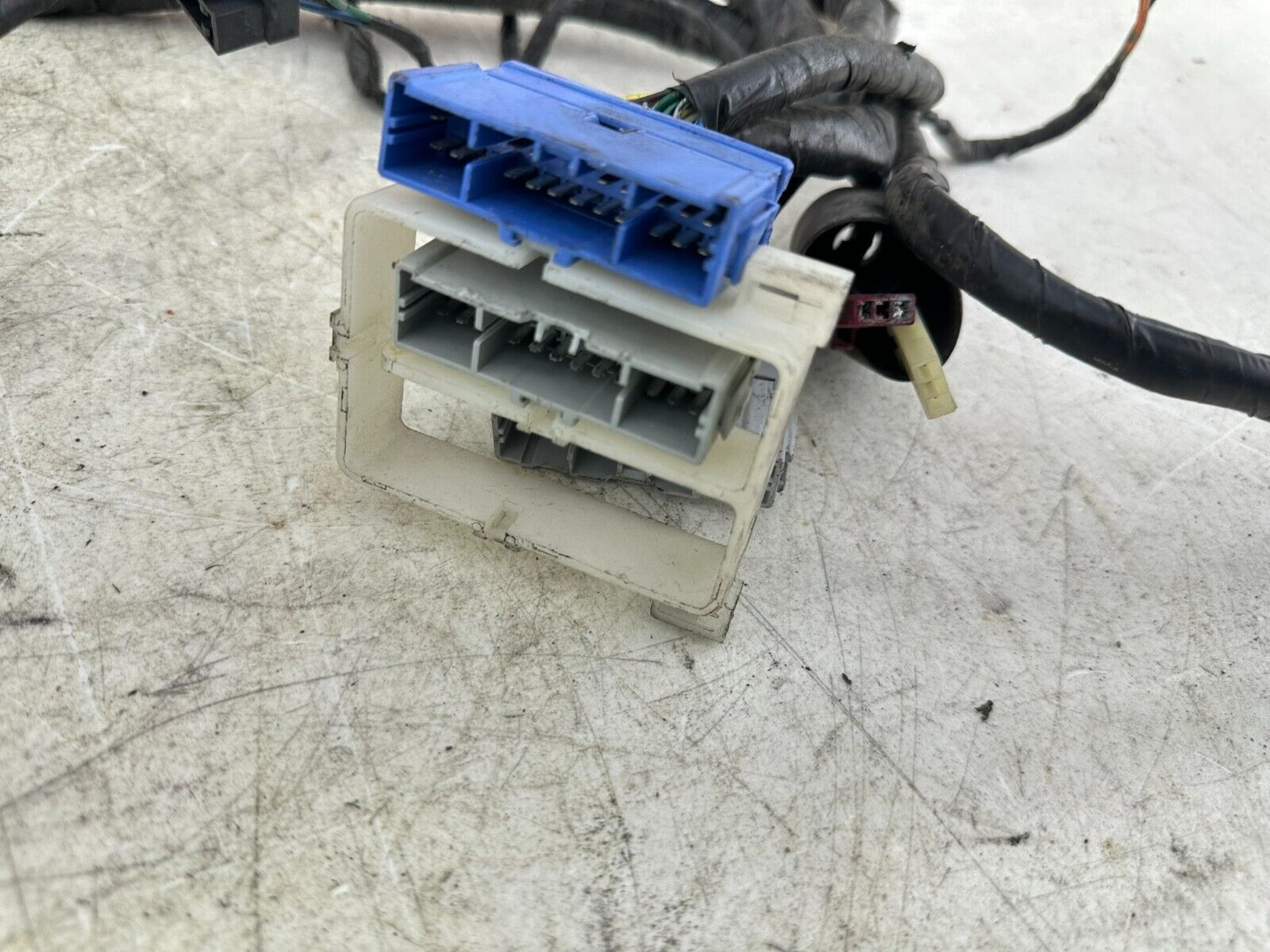 2004 Honda Goldwing GL1800 Main Upper Fairing Interconnect Wire Wiring Harness