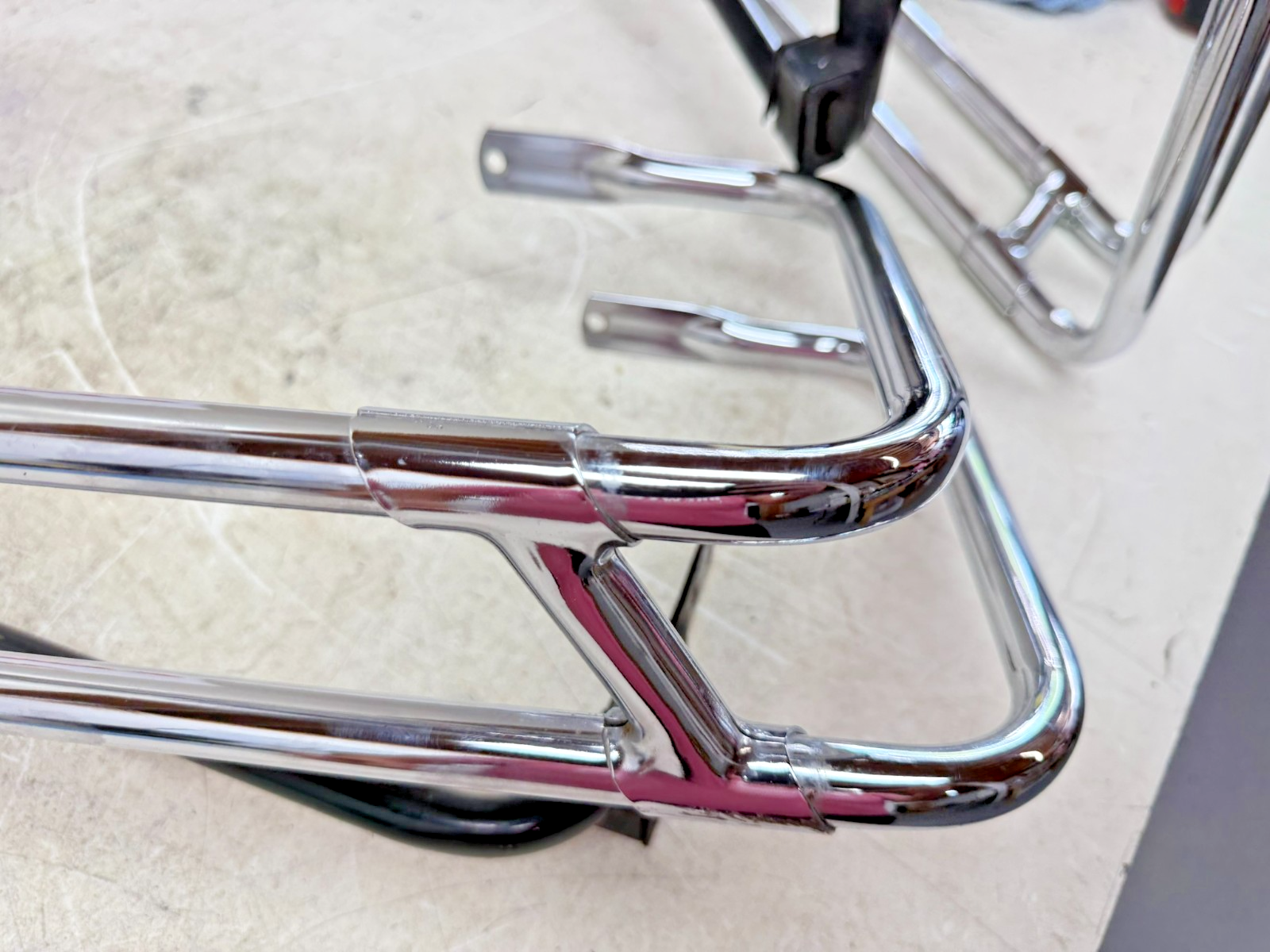 2003 HARLEY ELECTRA GLIDE Chrome Left Right Saddlebag Surround Bumper
