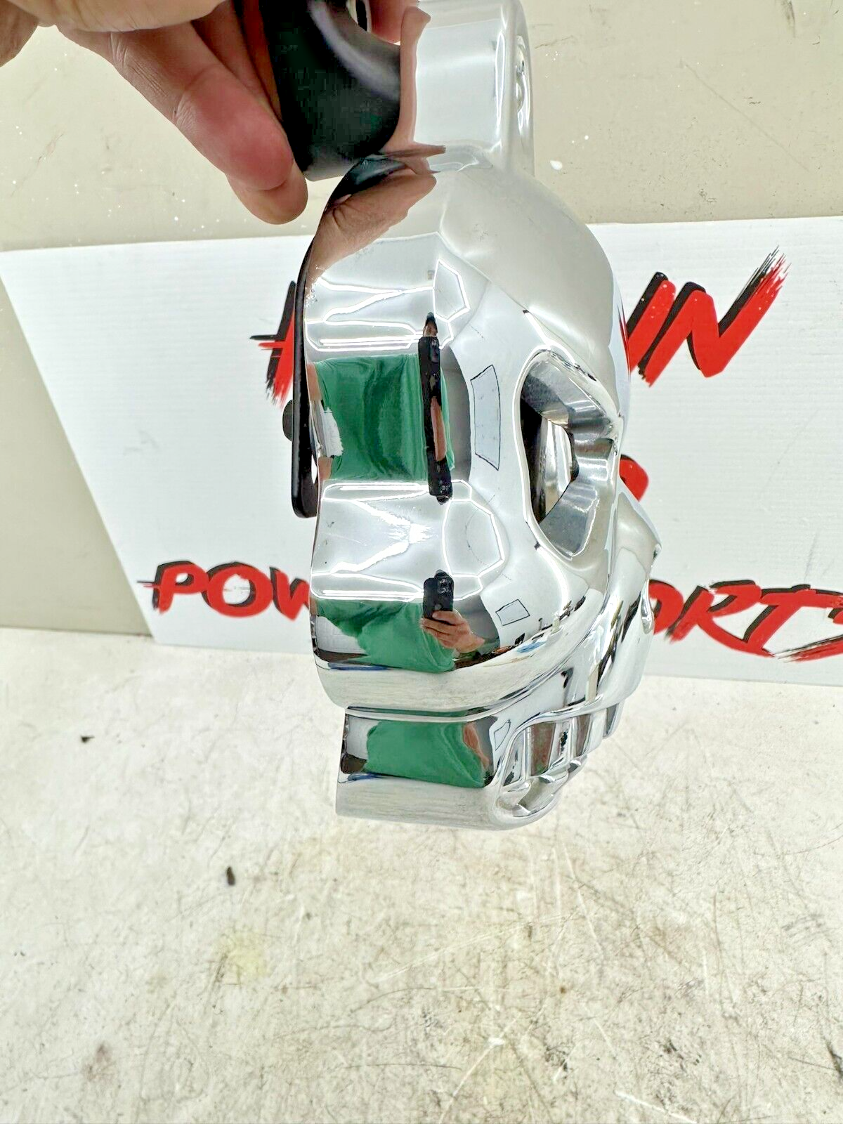 2005 HARLEY DAVIDSON DYNA Horn + Chrome Skull Cover