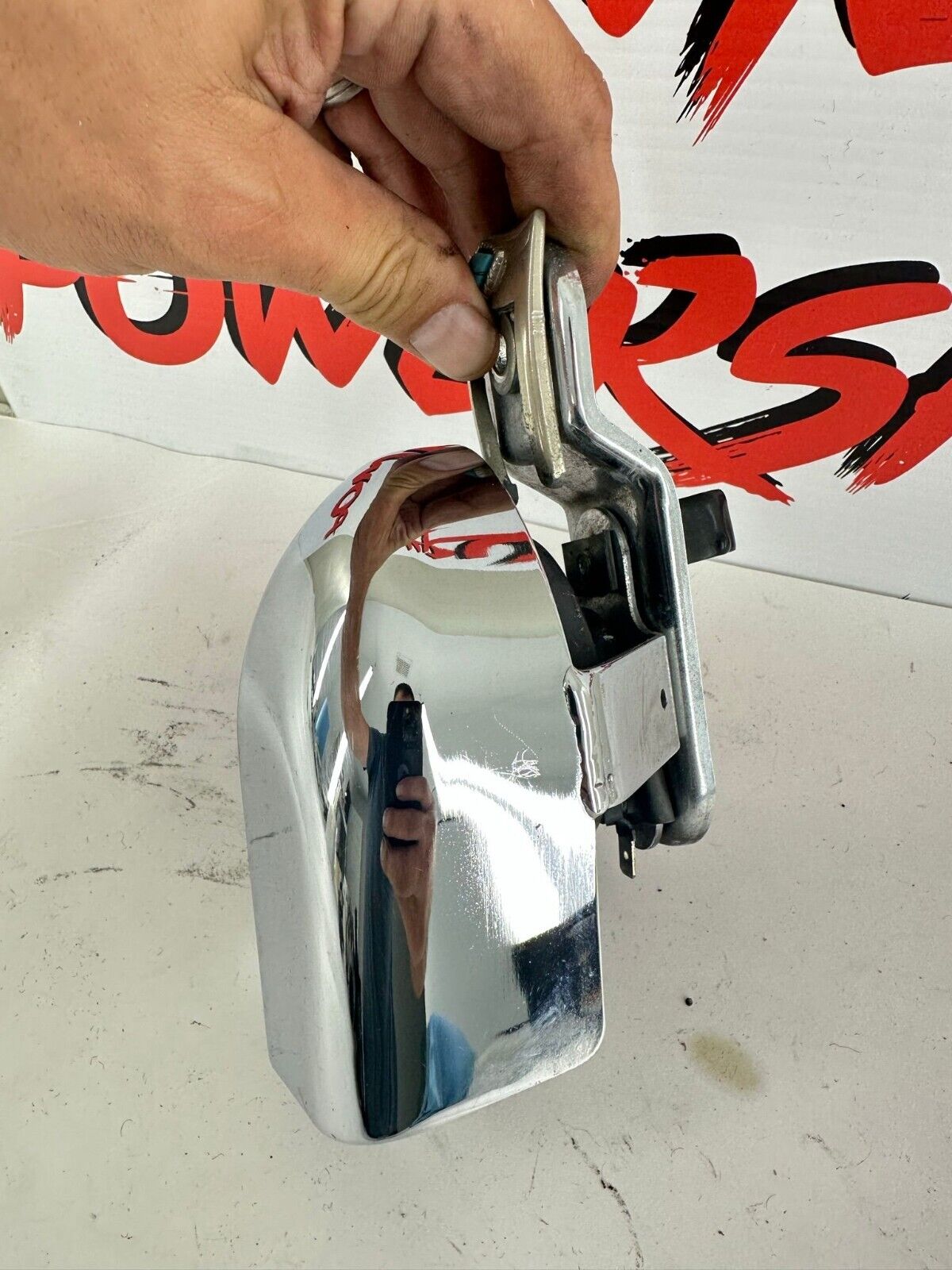 2005 HARLEY DAVIDSON SOFTAIL Horn + Chrome Cover