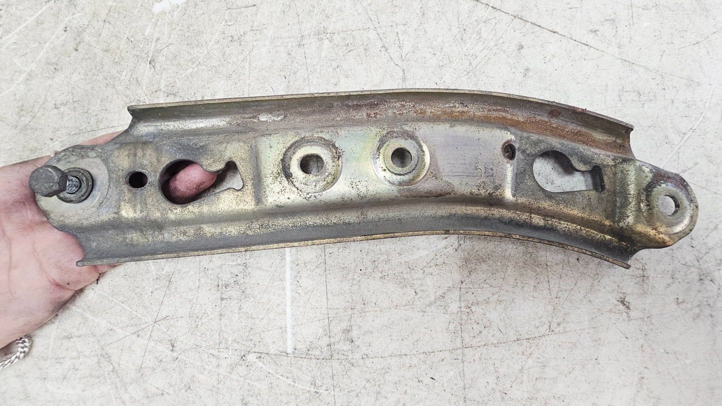 2000 HARLEY SOFTAIL DEUCE Rear Fender Mounting Bracket Support