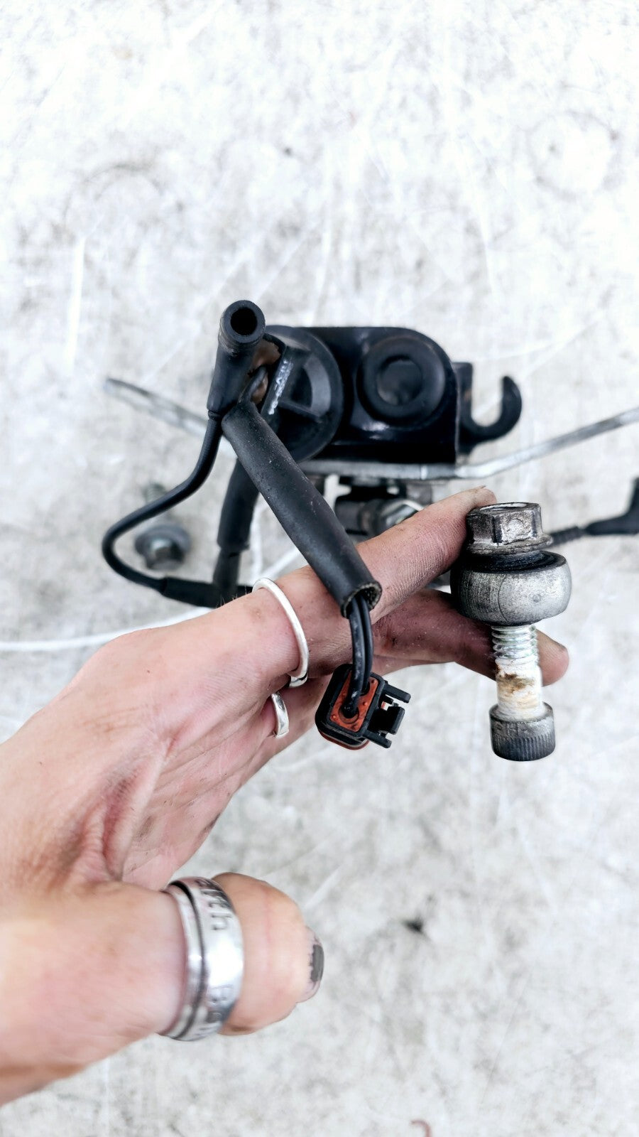 1994 HARLEY FLH ELECTRA GLIDE Upper Motor Mount Horn Bracket