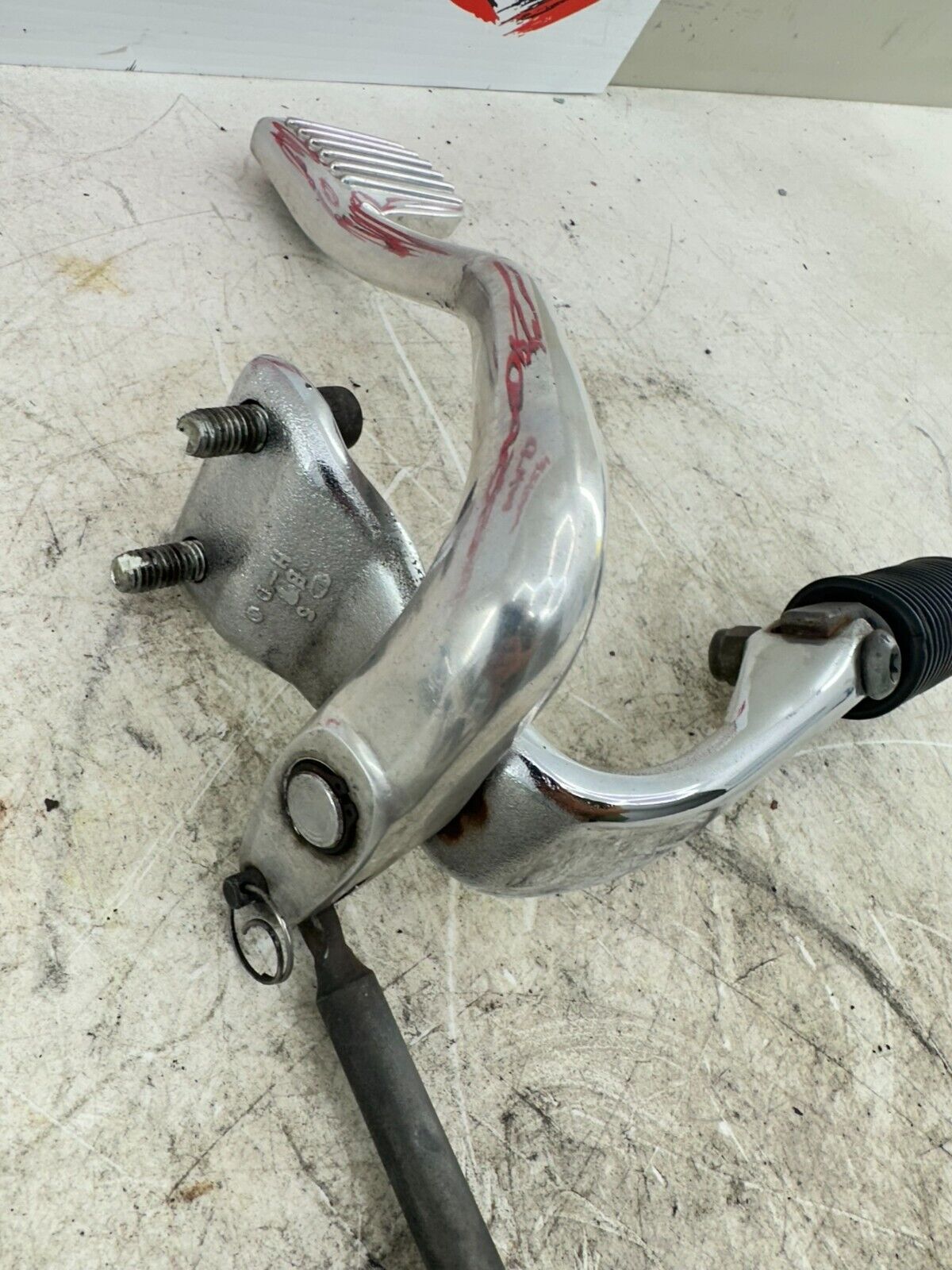 2006 Harley Dyna Low Rider OEM HD Chrome Mid Controls Shift Lever Brake Pedal