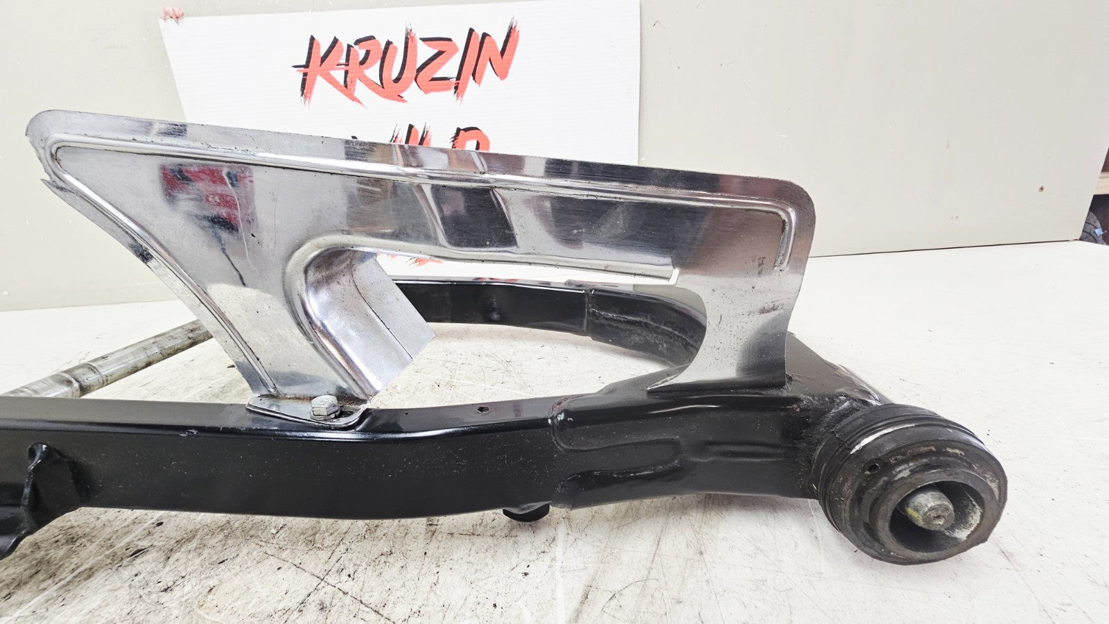 1990 Harley FXR FXRT FXRD FXRS FXLR FXRC Rear Swingarm Swing Arm Axle Bushings