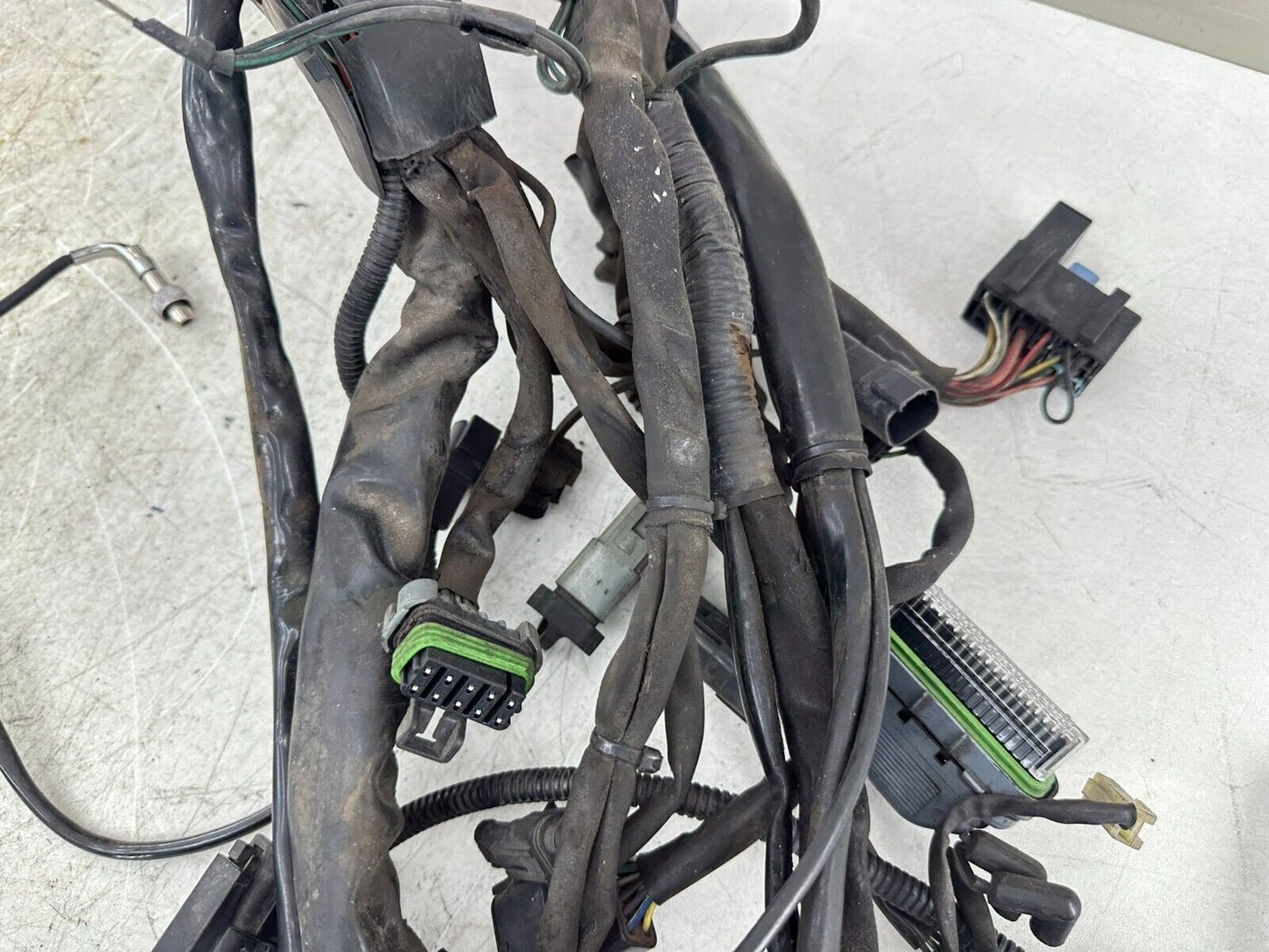 2007 Harley Electra Glide CVO Main Wire Wiring Harness Loom Fuse Box
