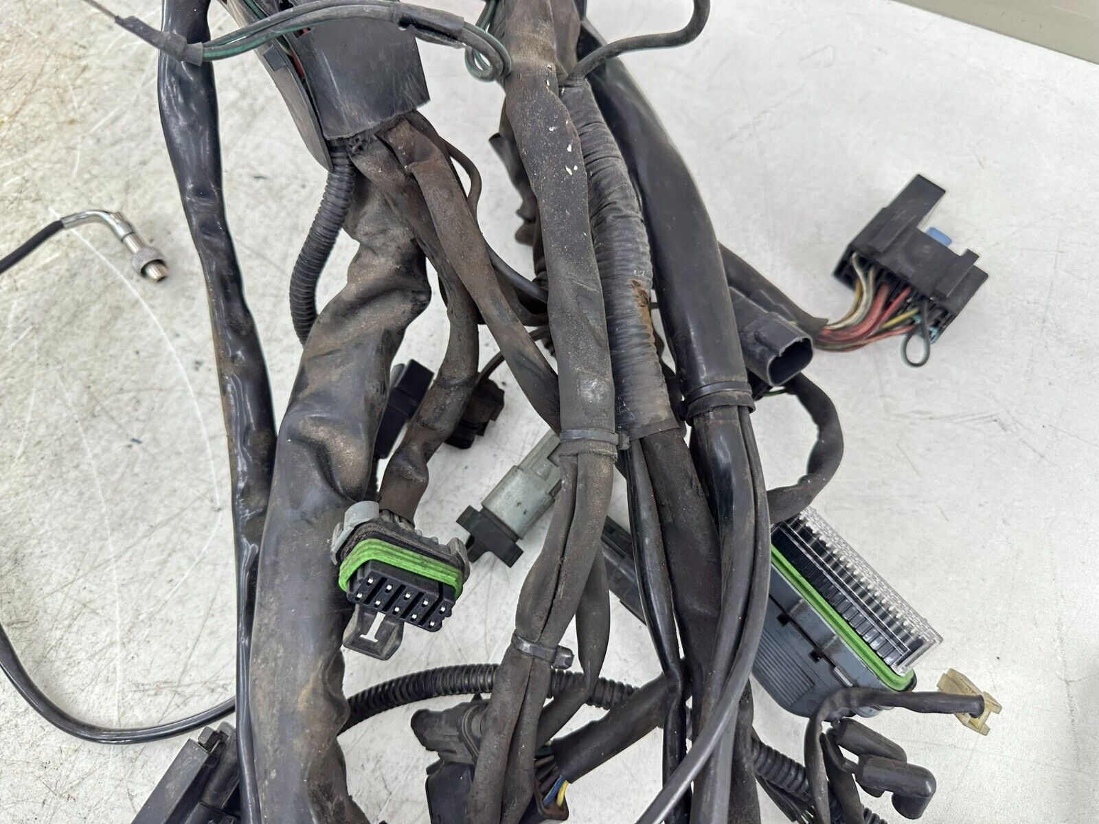 2007 Harley Electra Glide CVO Main Wire Wiring Harness Loom Fuse Box