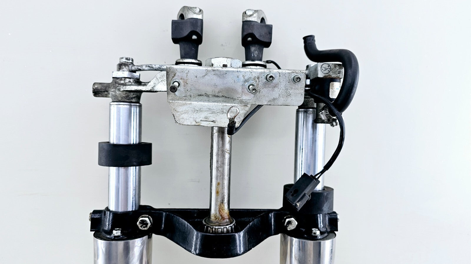 1994 HARLEY FLH ELECTRA GLIDE Forks Triple Tree Clamp Air Ride Axle OEM HD