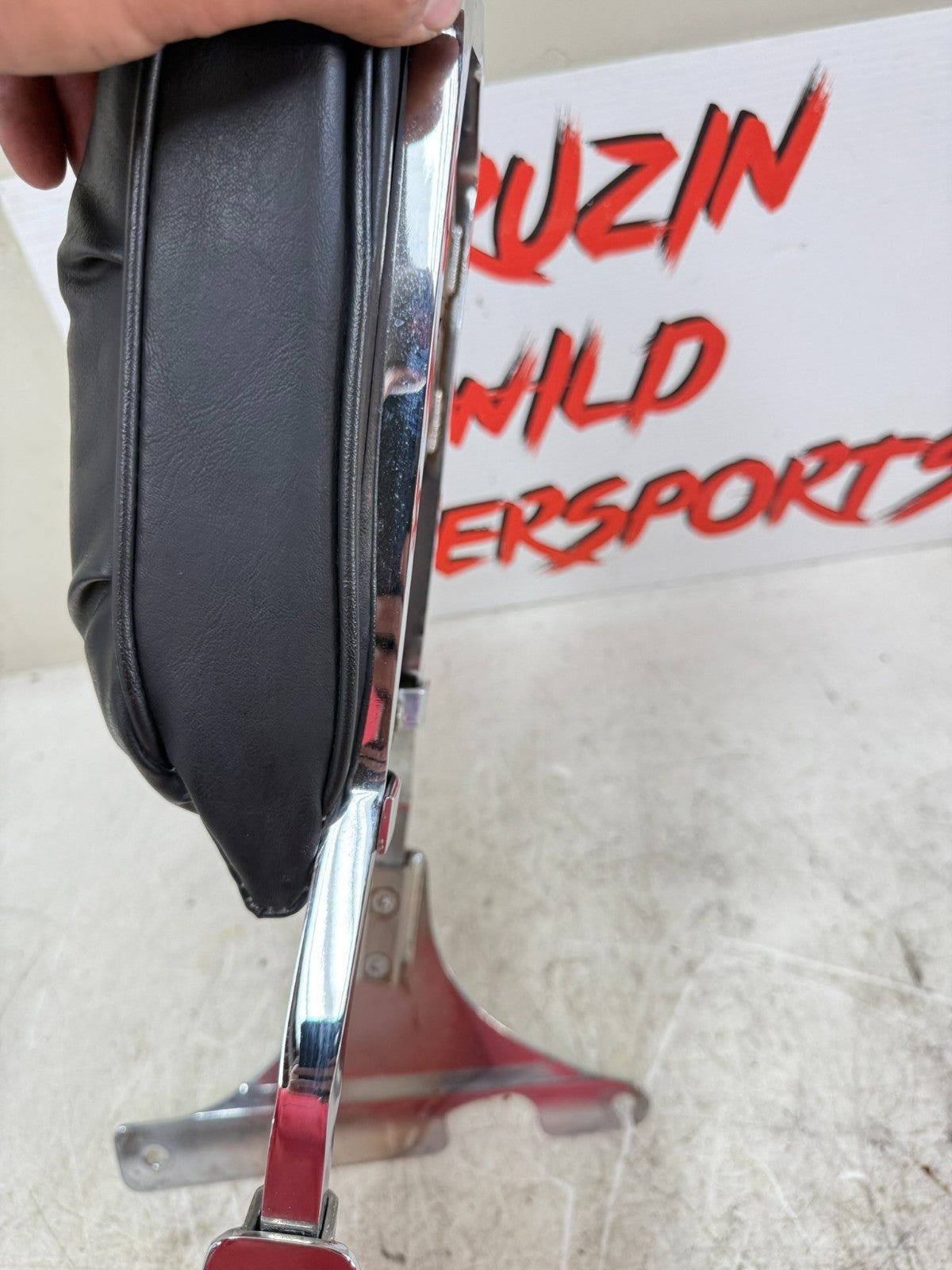 1997 HARLEY DAVIDSON SOFTAIL Sissy Bar Passenger Backrest Pad Chrome