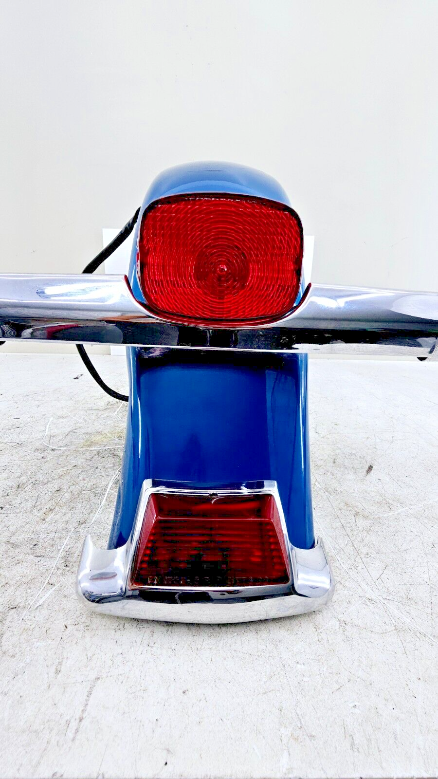 1994 HARLEY FLH ELECTRA GLIDE Rear Fender Turn Signal Bar Brake Light
