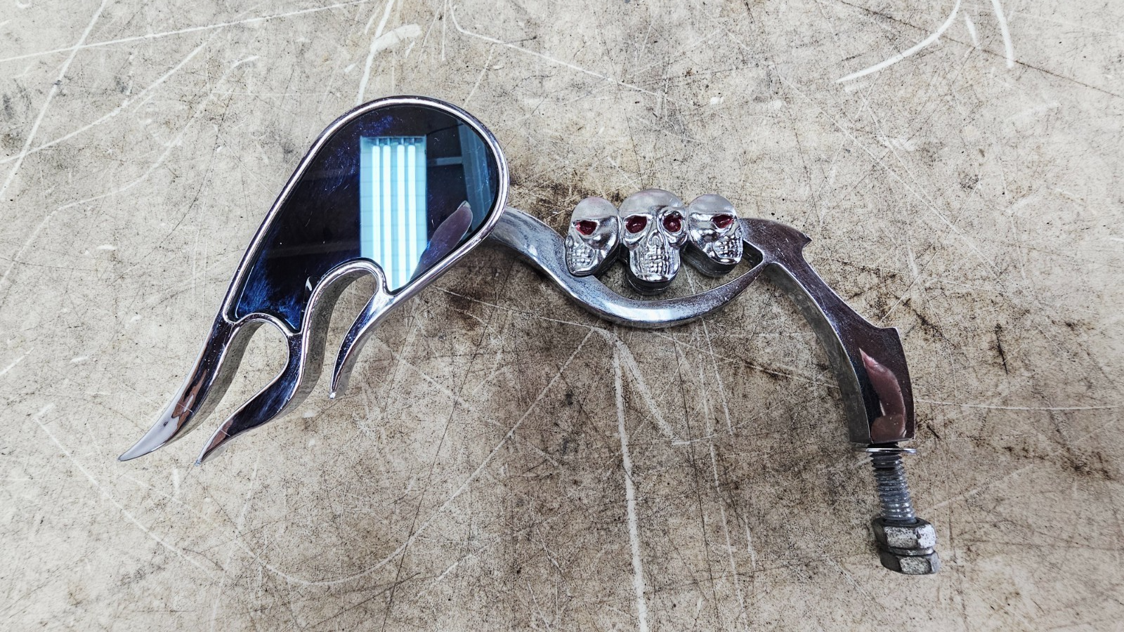 1996 HARLEY SOFTAIL Chrome Flame Skull Rearview Mirrors Mirror