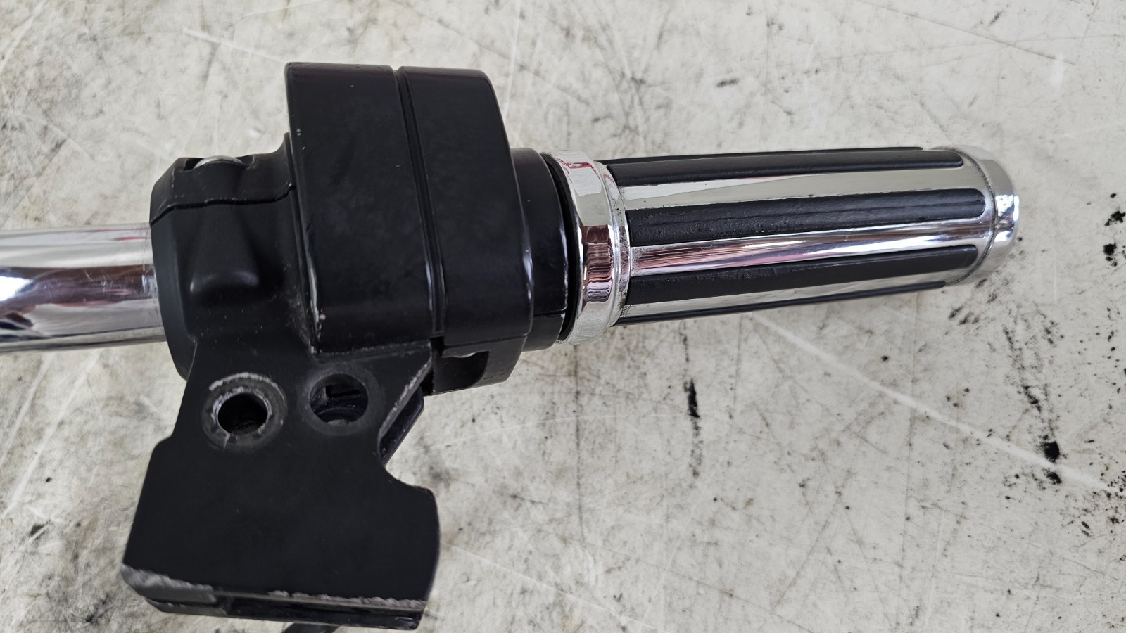 1990 Harley FXR FXRT FXRD FXRS FXLR FXRC Chrome Drag Bars 8" Risers Hand Control