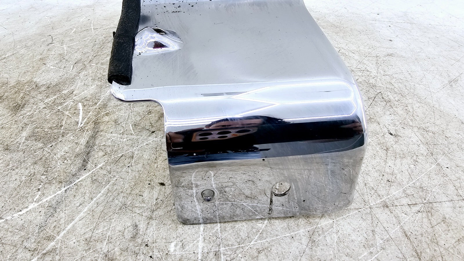 2000 HARLEY ELECTRA GLIDE Chrome Batwing Fairing Lower Trim Cover