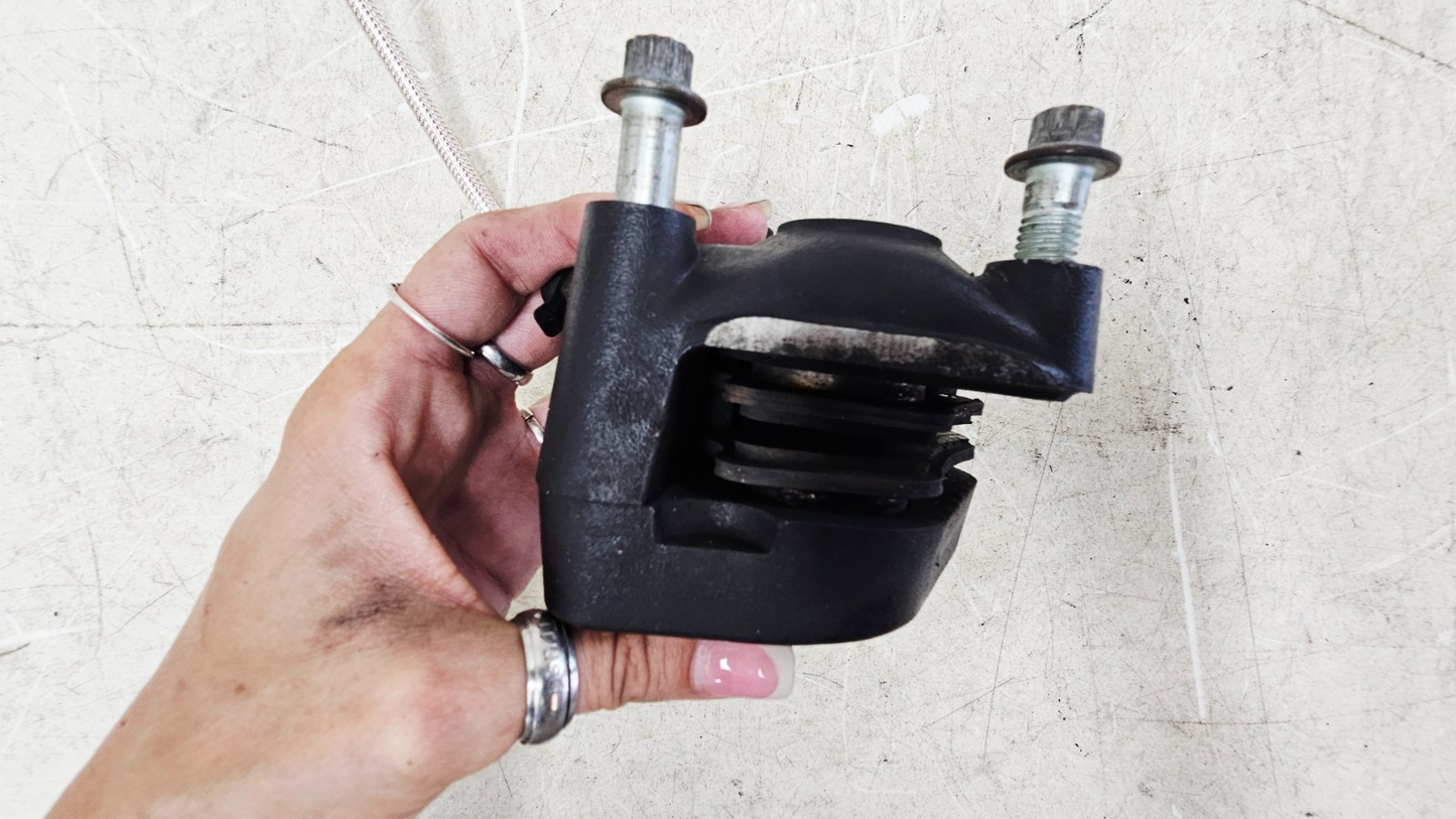 2000 HARLEY SOFTAIL DEUCE Brake Caliper Braided Hose 9/16 Chrome Master Cylinder