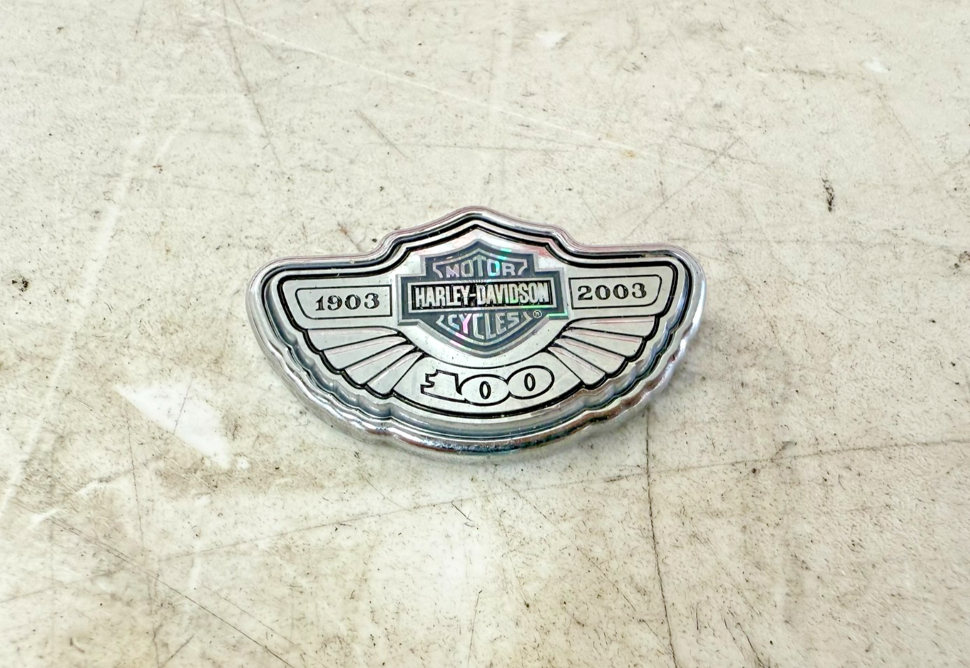 2003 HARLEY DYNA WIDE GLIDE Sportster Front Fender 100 Anniversary Emblem Badge
