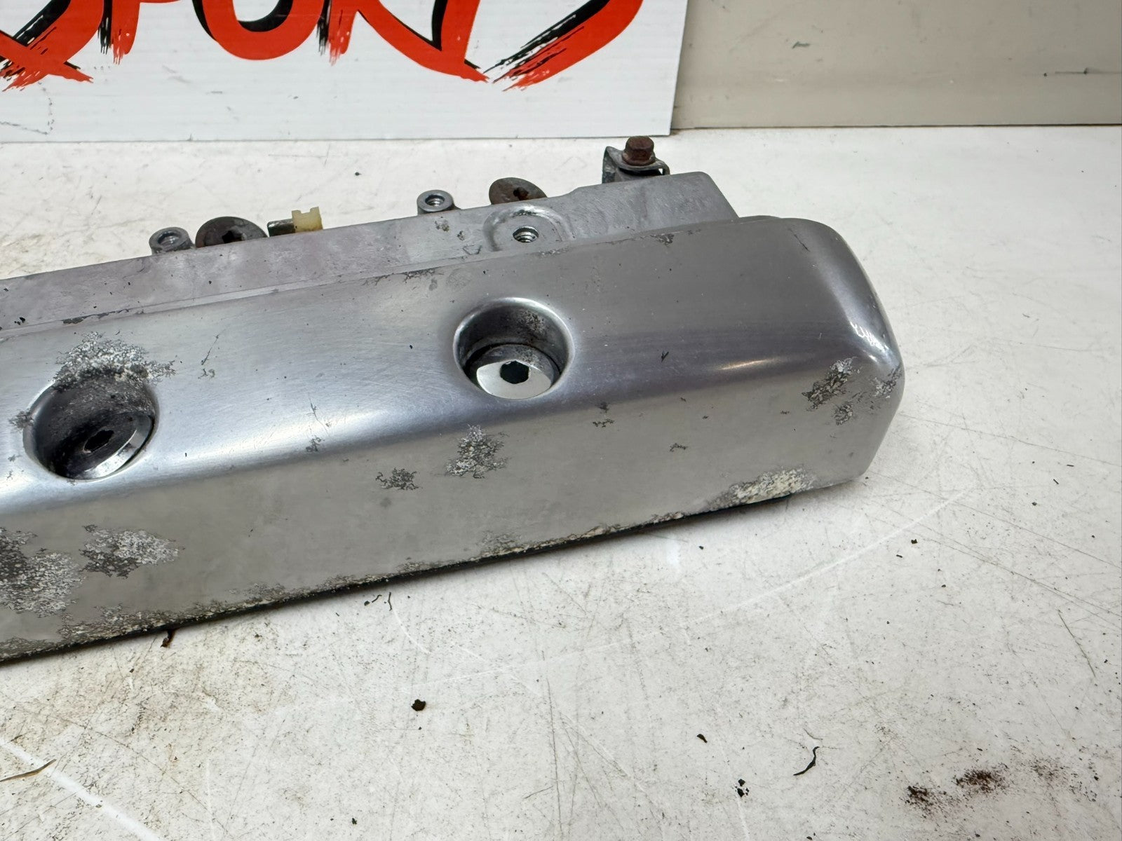 2002 Honda Goldwing GL1800 Engine Cylinder Head Upper Valve Cover Crankcase