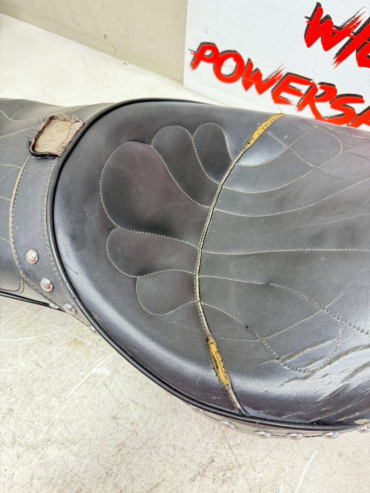 1997 HARLEY DAVIDSON SOFTAIL Corbin Driver Passenger Seat Studded