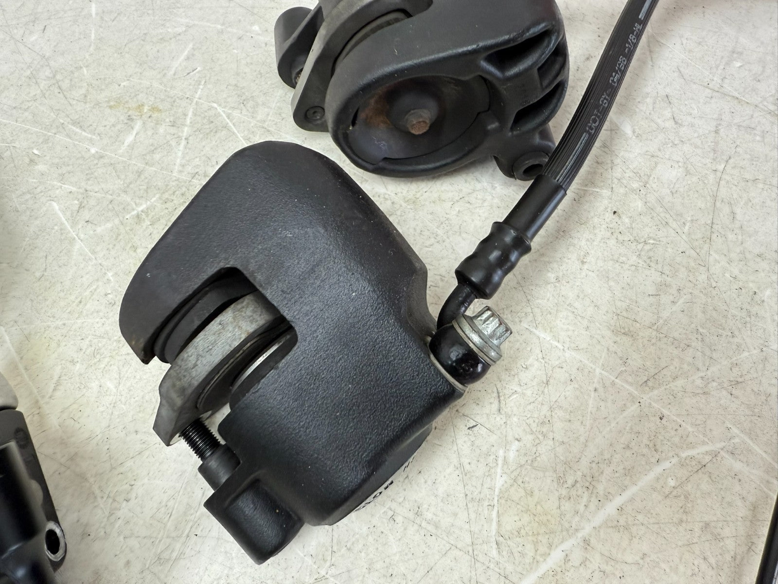 1997 Harley Davidson Sportster Front Brake Master Cylinder & Dual Caliper Hose