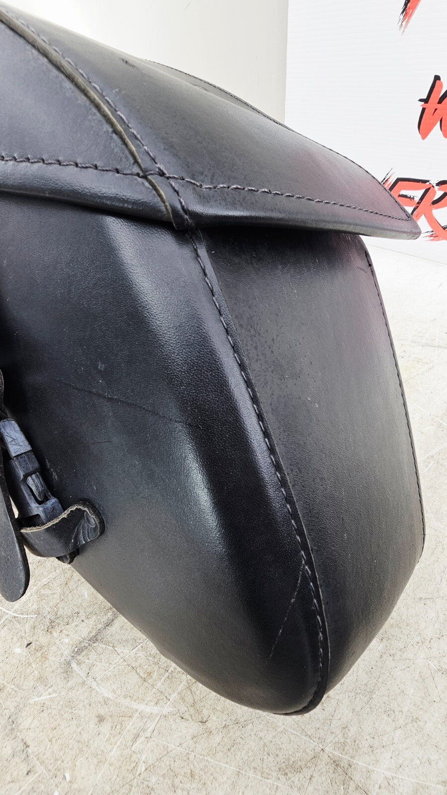 2000 HARLEY FLH ROADKING Left Right Saddlebags OEM