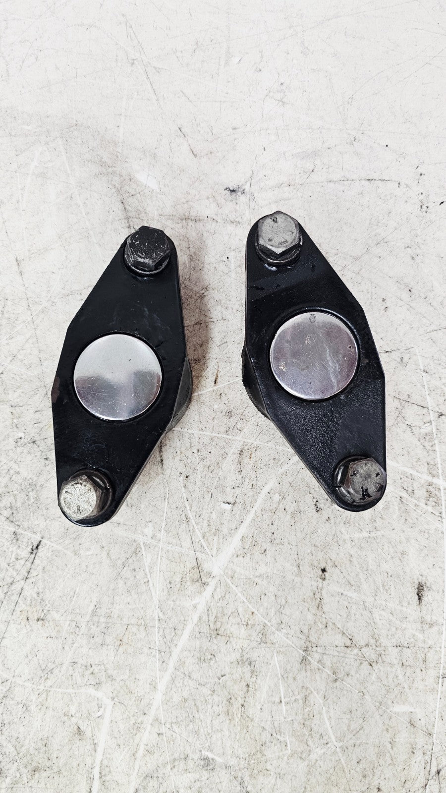 1990 Harley FXR FXRT FXRD FXRS FXLR FXRC Swingarm Pivot Blocks Support Bracket