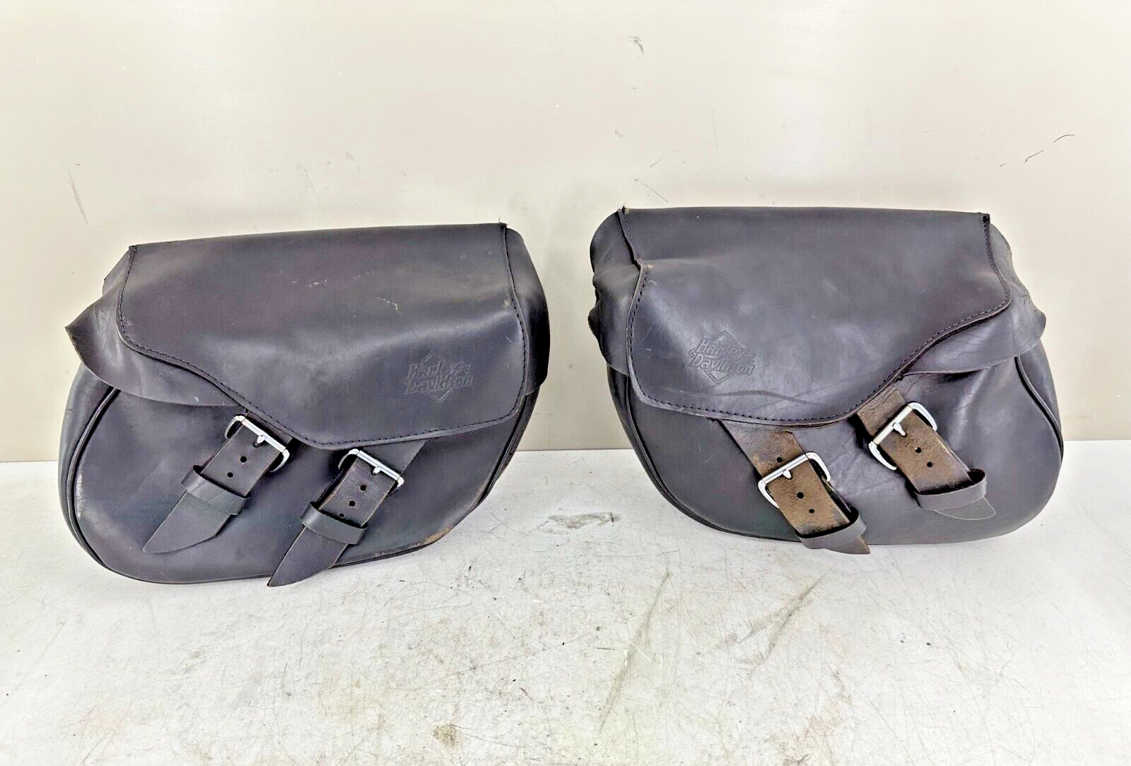 2001 HARLEY DAVIDSON SOFTAIL Leather OEM HD Saddlebags