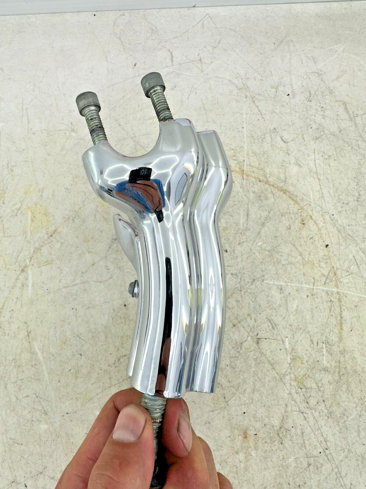 2004 UP HARLEY DAVIDSON SPORTSTER Chrome Handlebar Risor Clamp Perch