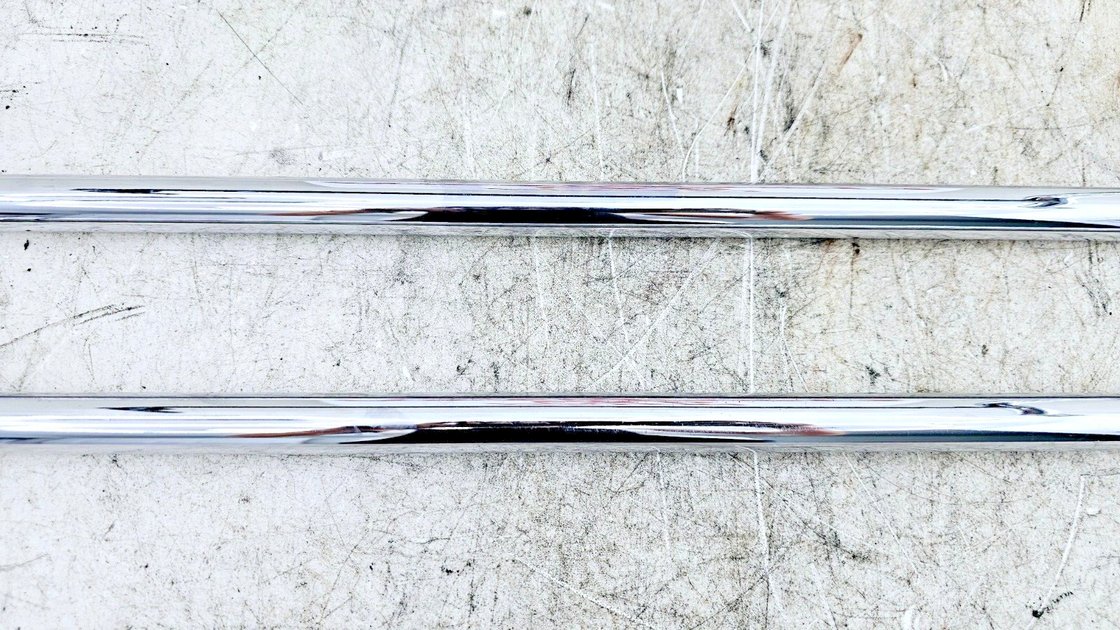 1998 HARLEY FLH ELECTRA GLIDE Chrome Right Saddlebag Guard Bumper Surround Bars