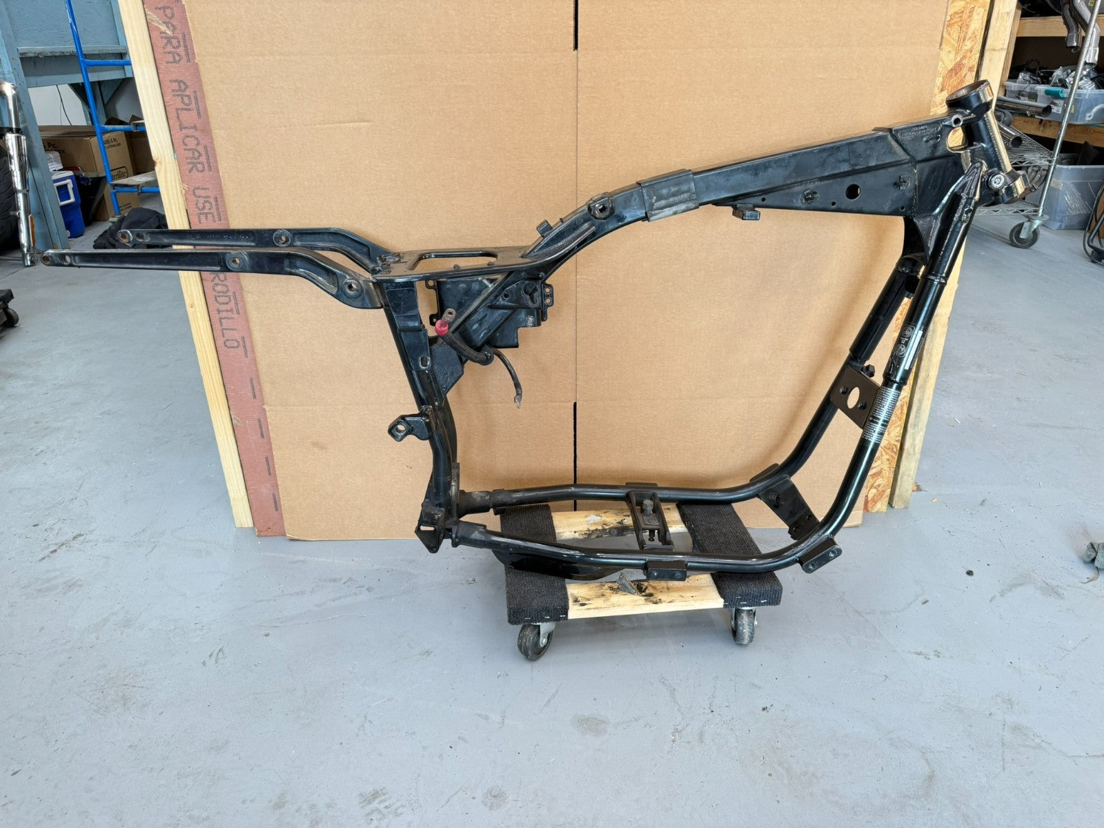2003 HARLEY DYNA WIDE GLIDE Main Frame Chassis Straight OEM 32 degree