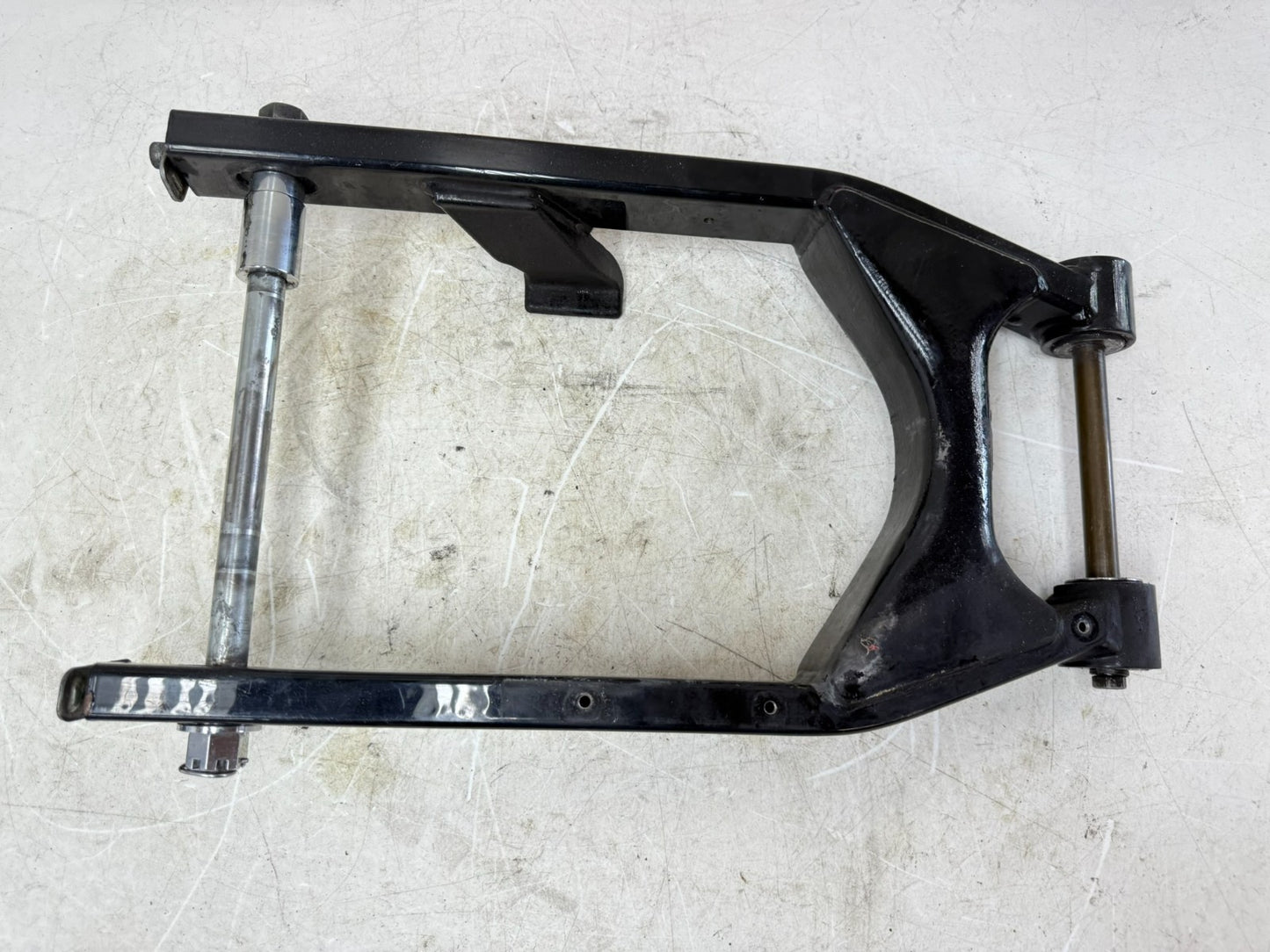2003 HARLEY DYNA WIDE GLIDE Rear Swingarm Swing Arm Suspension