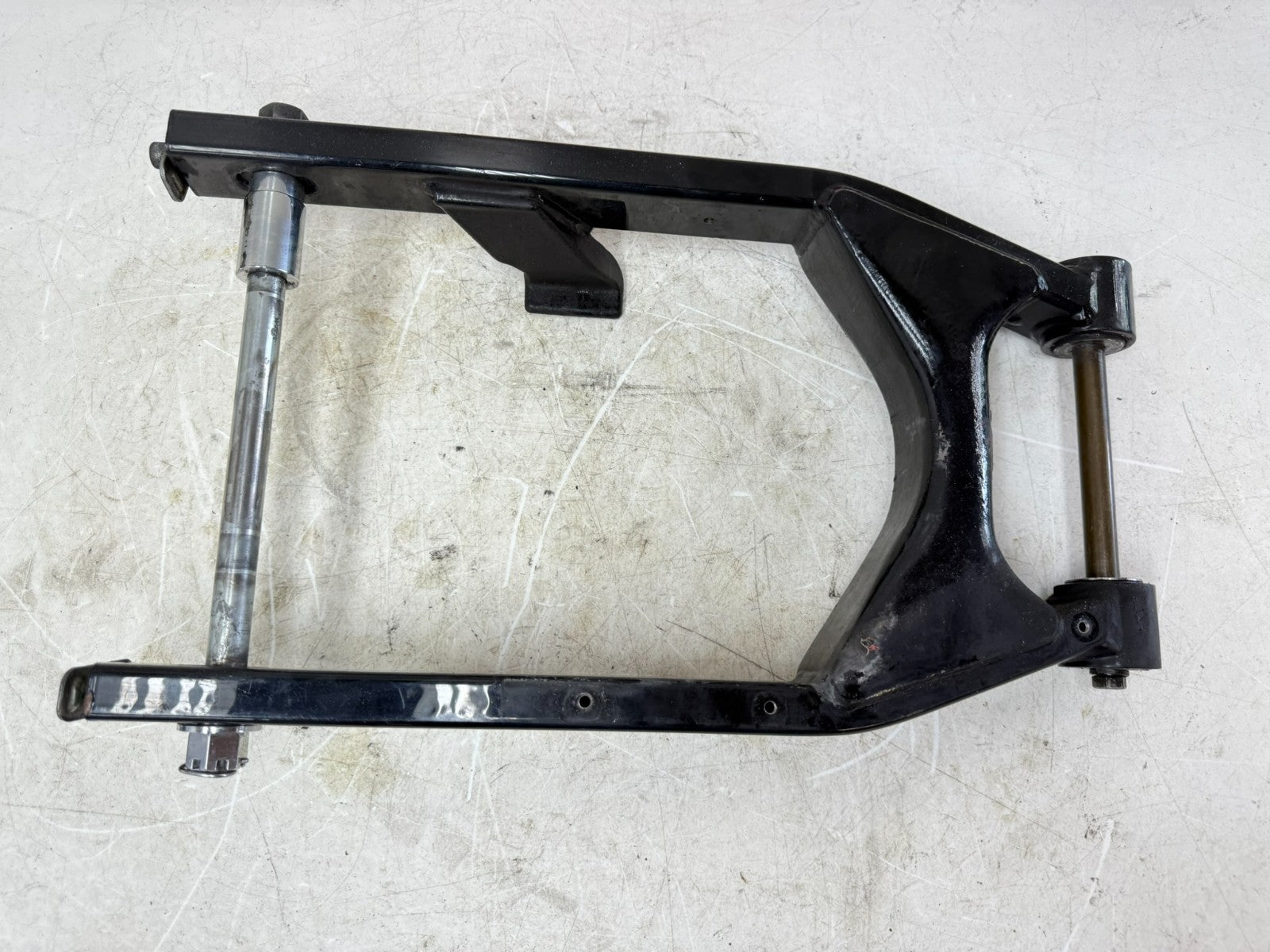 2003 HARLEY DYNA WIDE GLIDE Rear Swingarm Swing Arm Suspension