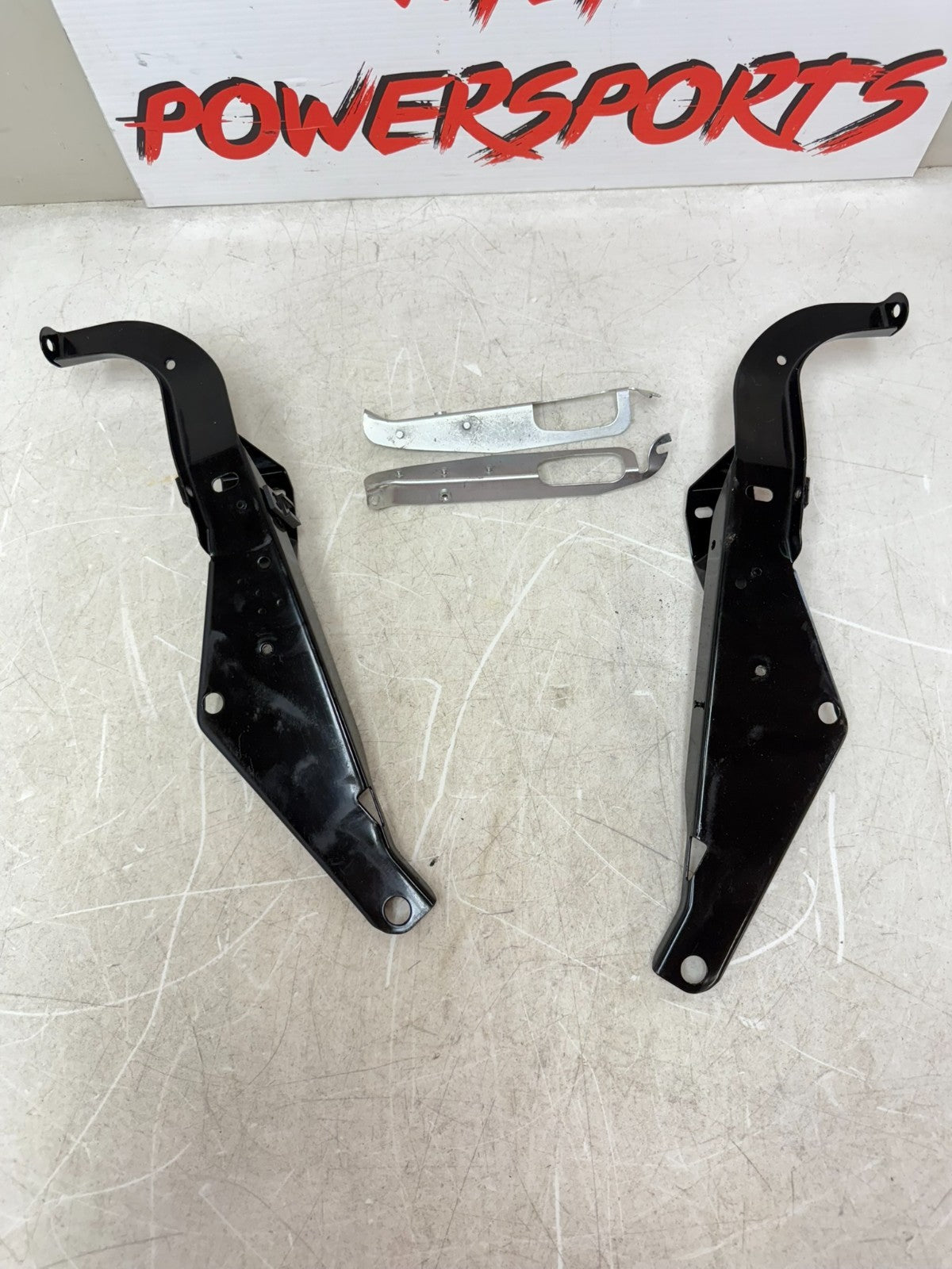 2003 HARLEY ELECTRA GLIDE Front Fairing Left Right Support Brackets