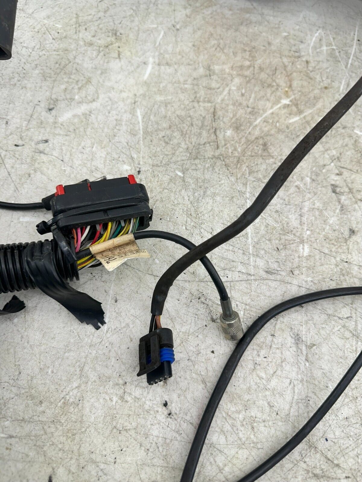 2007 Harley Electra Glide CVO Main Wire Wiring Harness Loom Fuse Box