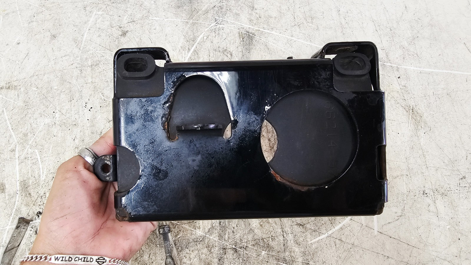 2001 Harley Davidson Sportster Battery Box Tray Holder Housing Mounting Bracket