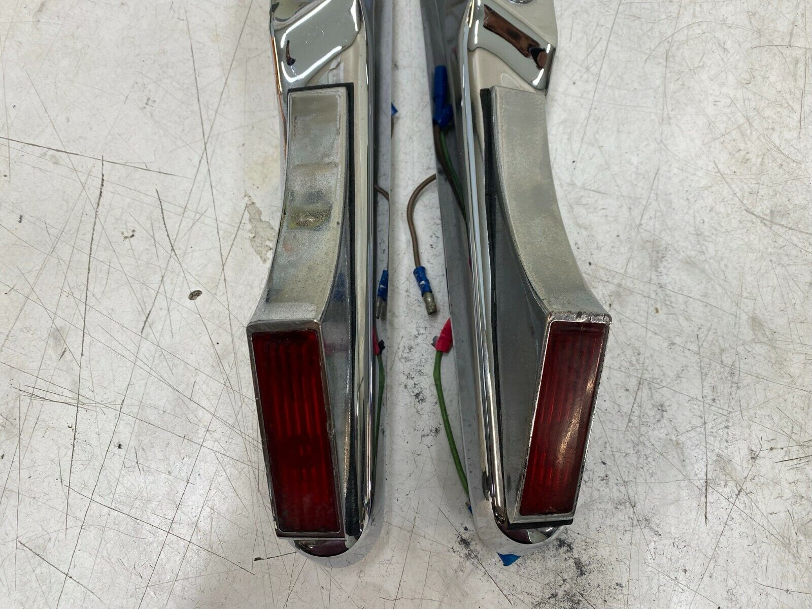 1990 HARLEY DAVIDSON FXR FXRS FXLR FXRT CHROME REAR FENDER STRUT COVERS SIGNALS