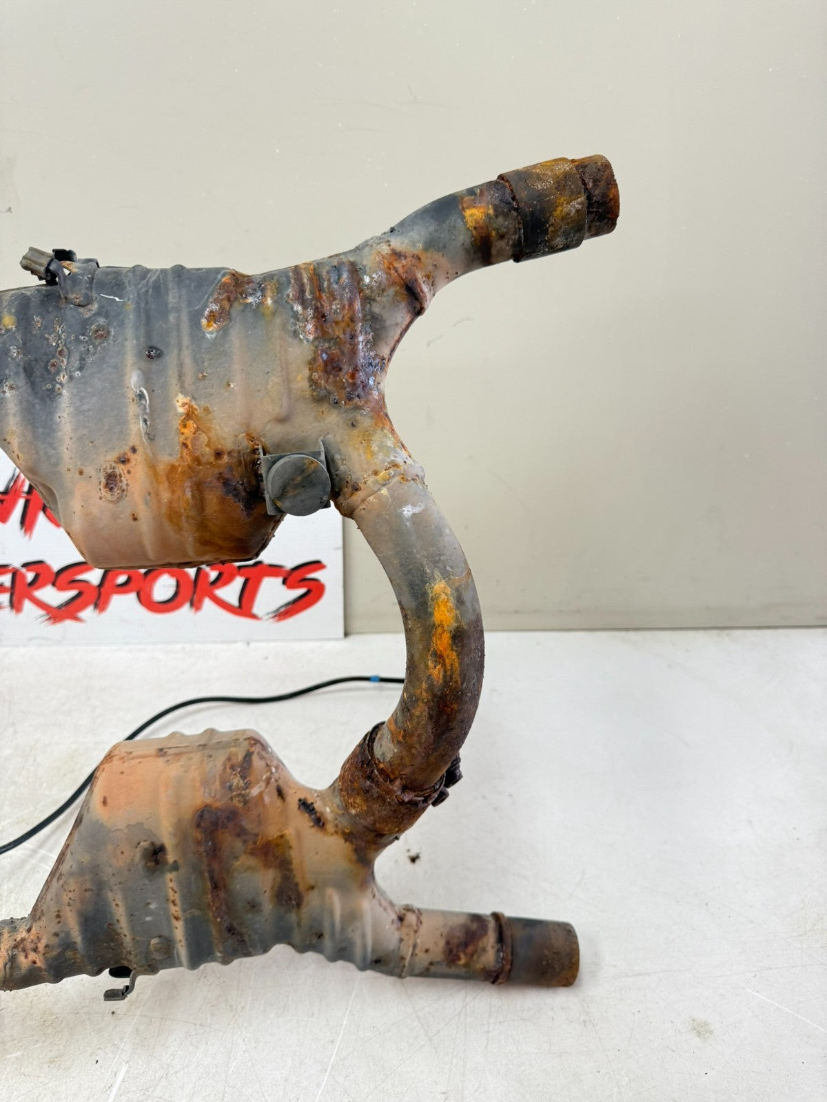 2002 Honda Goldwing GL1800 Exhaust Header Pipes Left Right Set