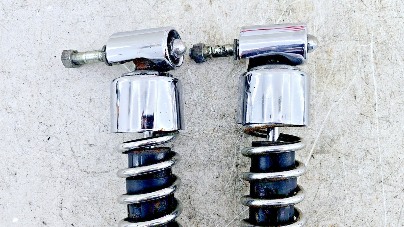 1995 HARLEY DYNA CONVERTIBLE Chrome Rear Shocks Suspension OEM