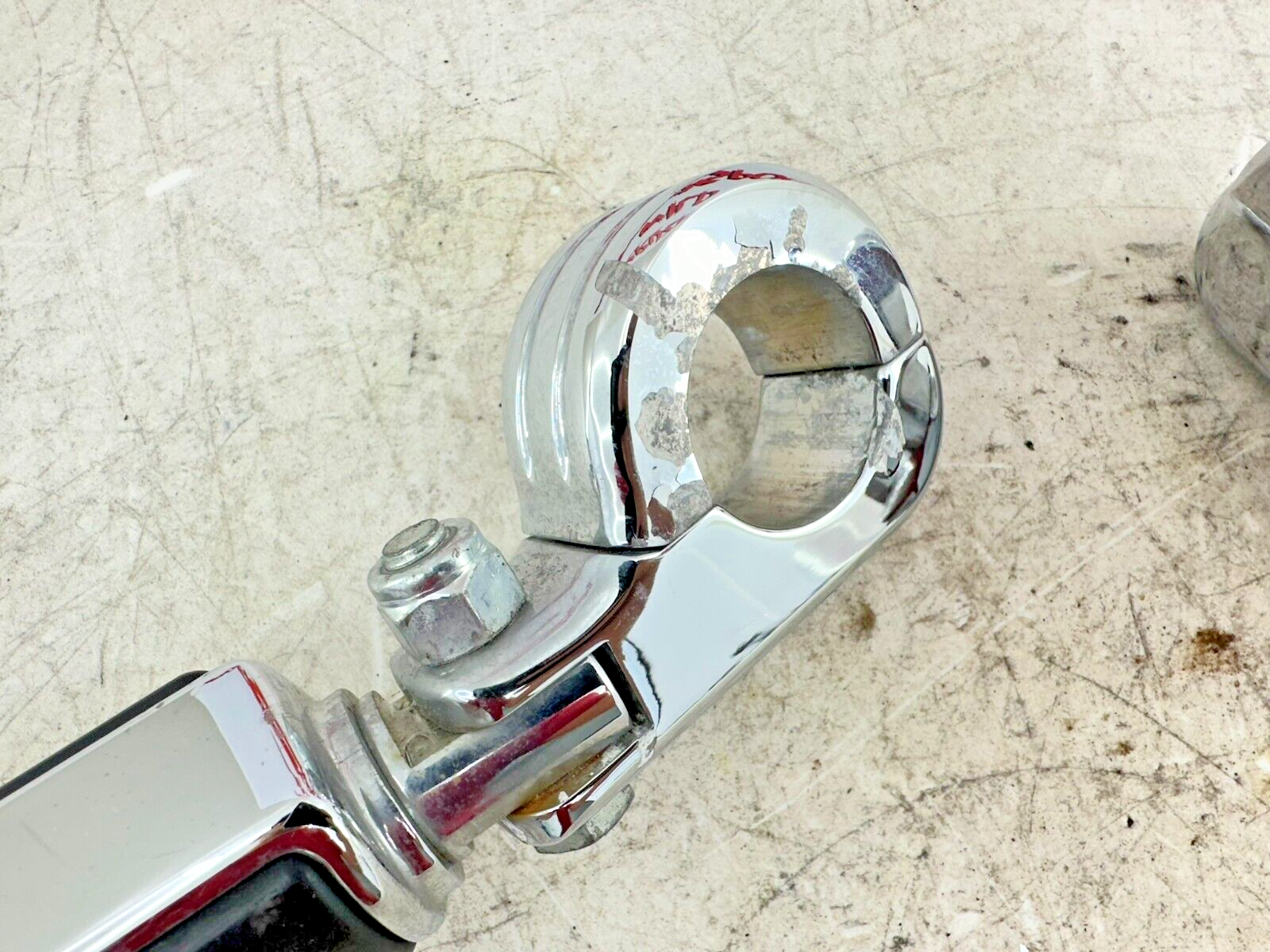 2007 Harley Electra Glide CVO Chrome Airflow Highway Crash Bar Pegs Foot Rest