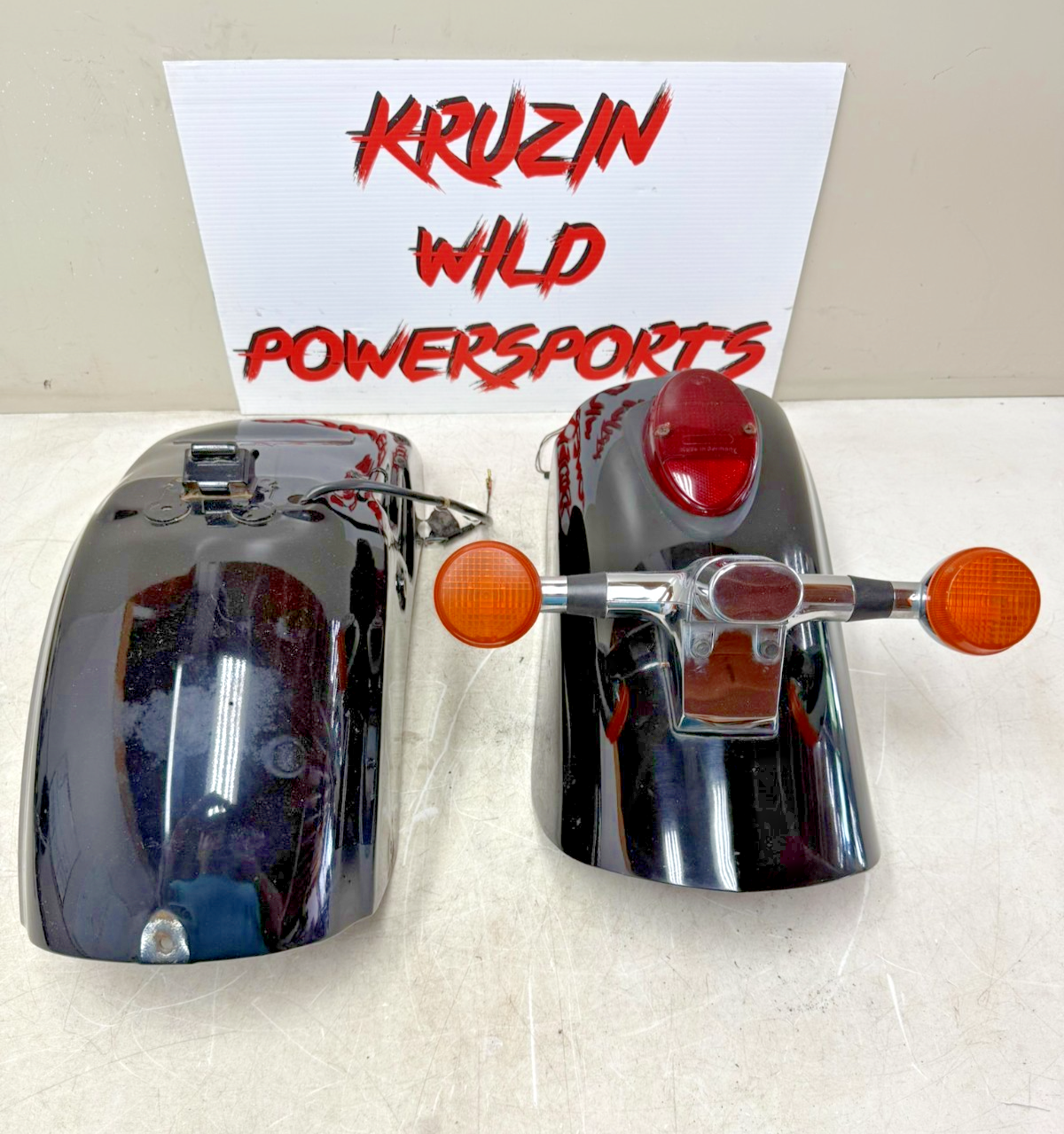 2001 HONDA VALKYRIE INTERSTATE Rear Back Fender Mudguard Turn Signal Light