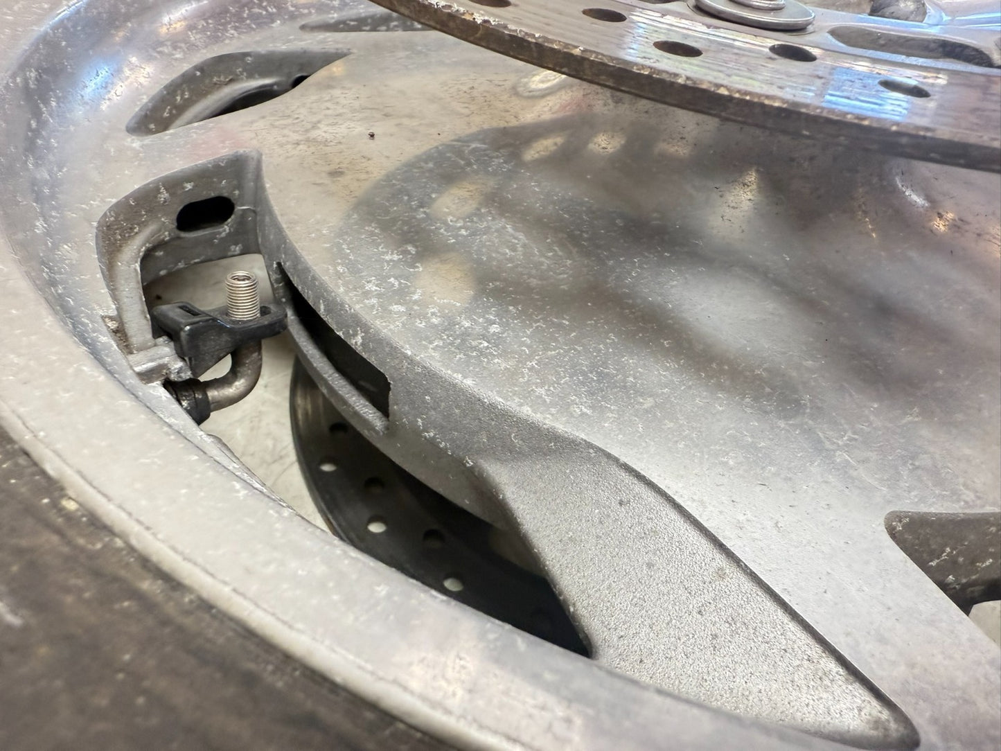 2001 HONDA VALKYRIE INTERSTATE Front Mag Wheel Rim Brake Rotor 17x3.5