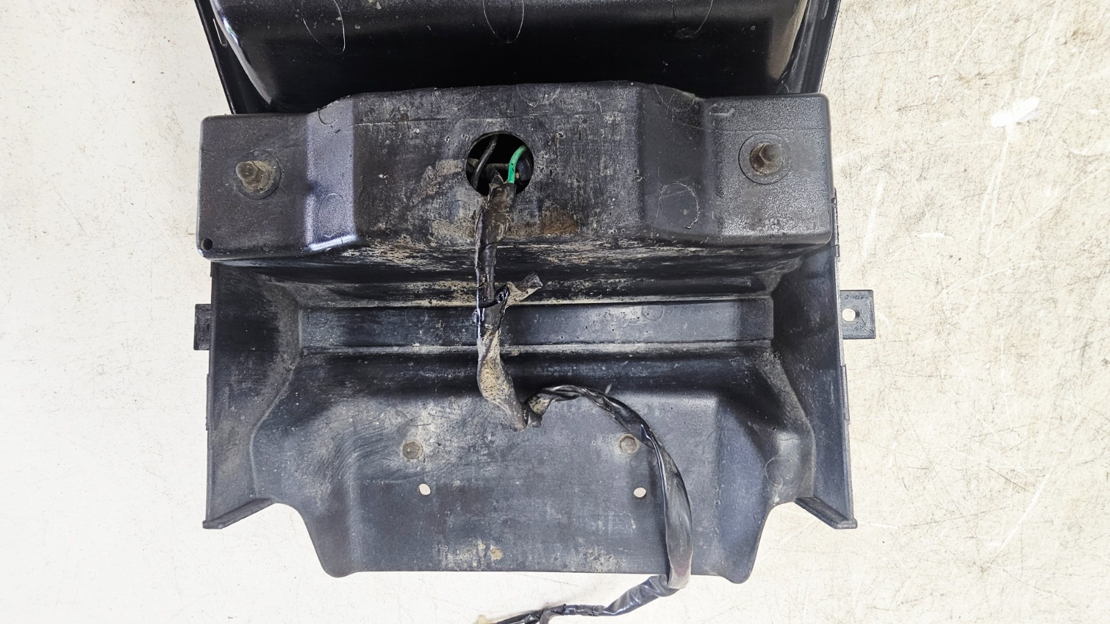 1995 HONDA GOLDWING GL1500 Lower Rear Fender Guard License Plate Holder w/ Light