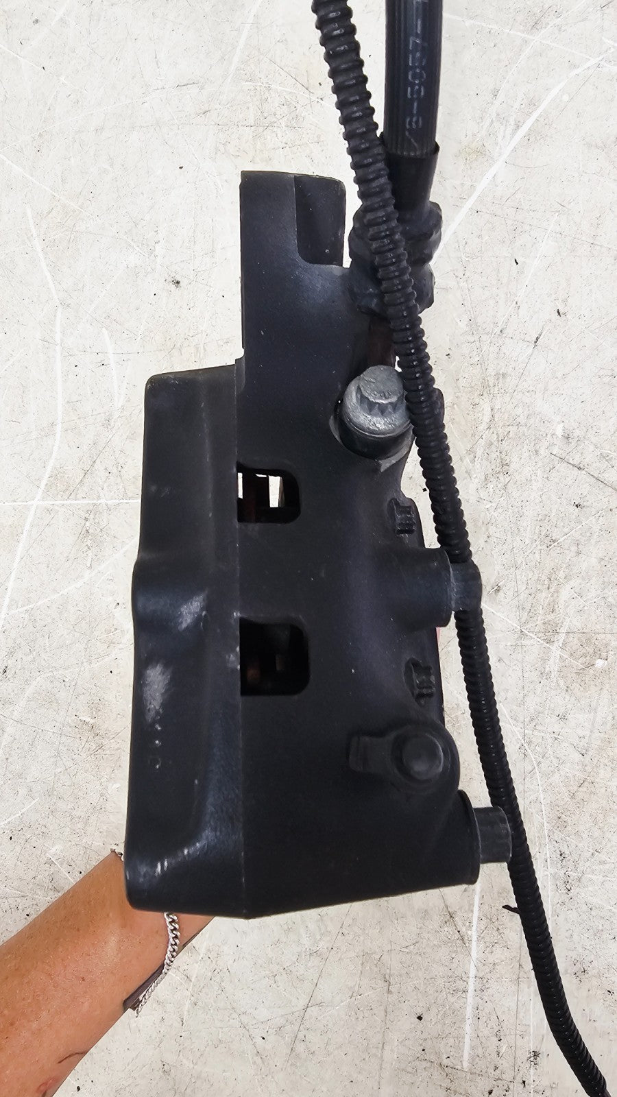 2002 HARLEY SOFTAIL Rear Brake Caliper + Line Hose Pipe