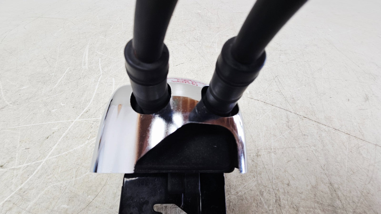 2000 HARLEY SOFTAIL DEUCE Ignition Coil Chrome Cover Spark Plug & Seat Bracket