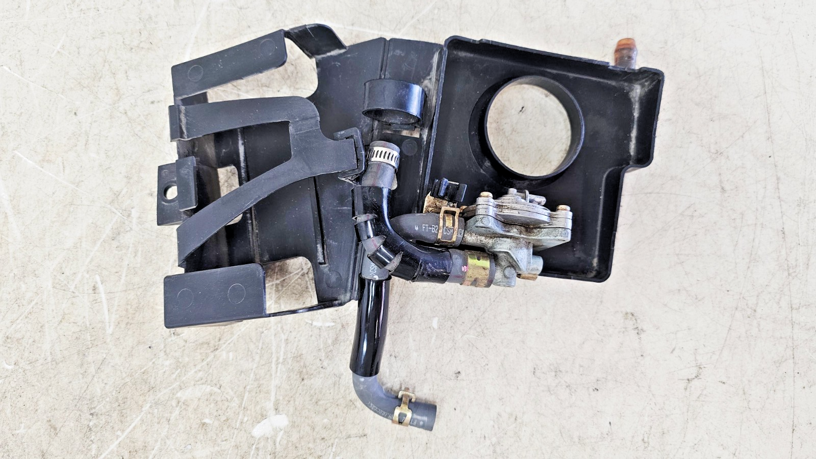 1995 HONDA GOLDWING GL1500 Fuel Gas Petrol Tank Petcock Valve + Filter Tray