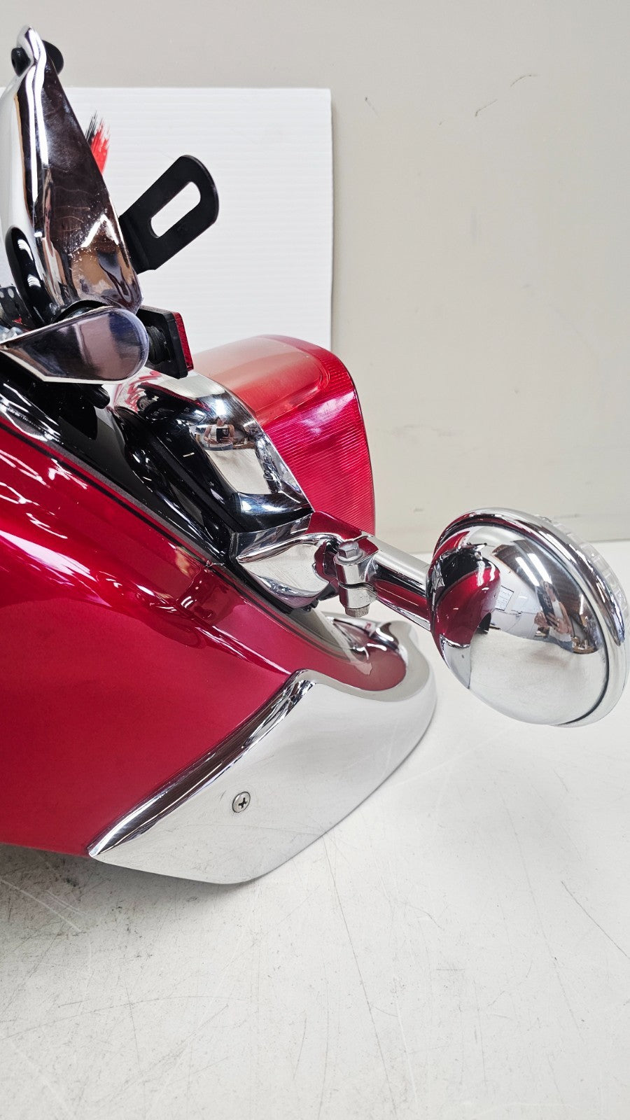 1999-2013 Yamaha Royal Star Venture Rear Wheel Fender Brake Light Turnsignal Bar