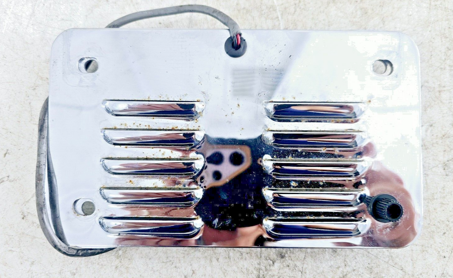 1999 HARLEY DYNA CONVERTIBLE Chrome Rear License Plate Mounting Backing Plate